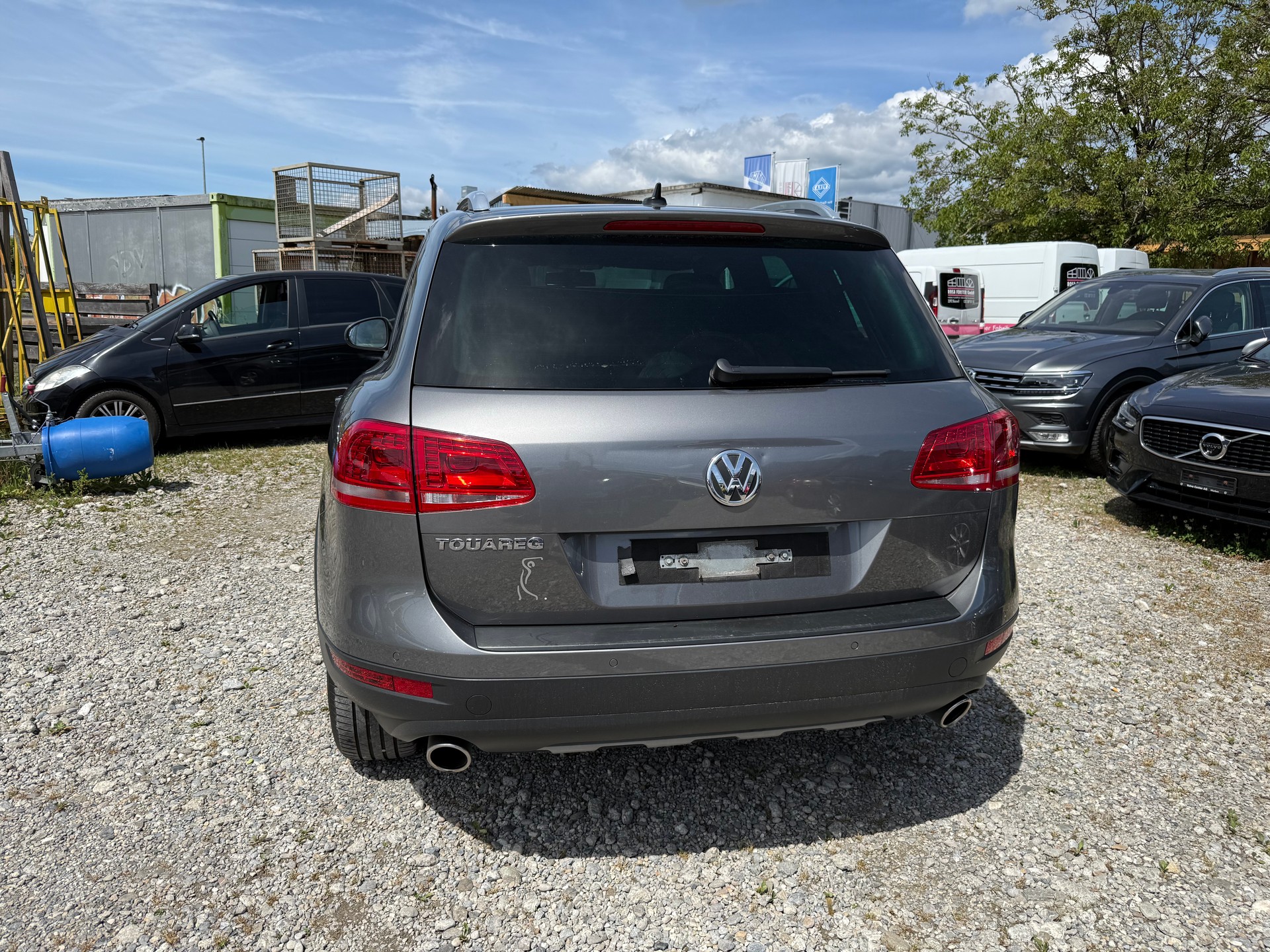 VW Touareg 3.0 TDI BlueMotion Technology Tiptronic-image-2