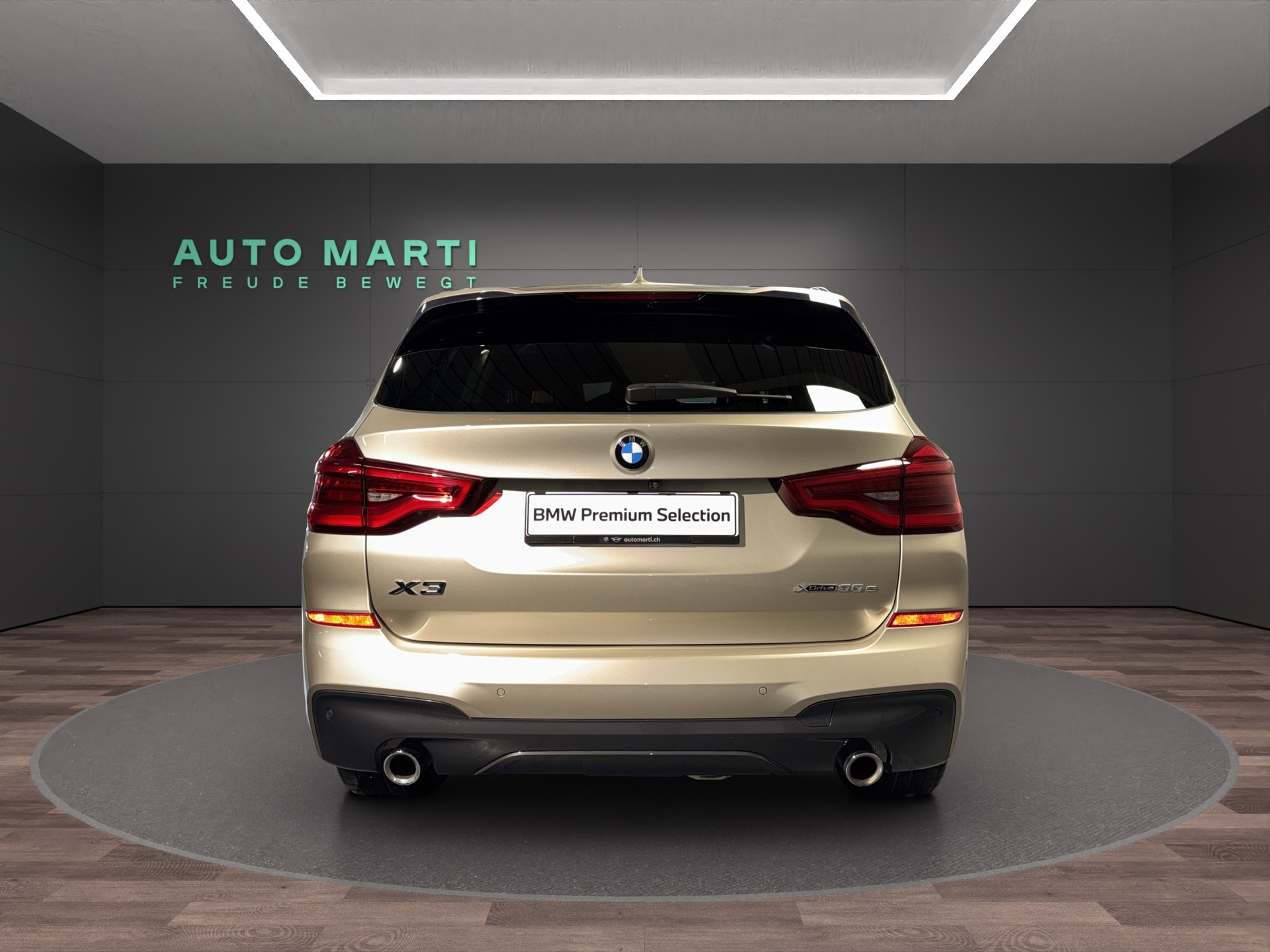BMW X3 30e xDrive M Sport-showroom-element-3