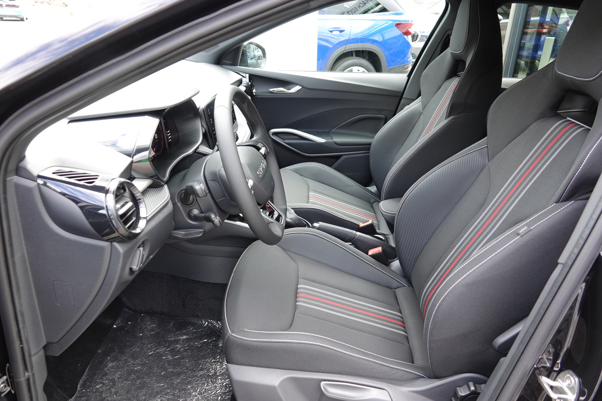 SKODA Fabia 1.5 TSI 130 DSG-image-13