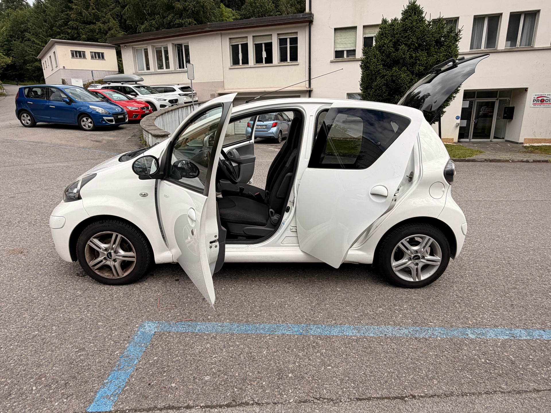 TOYOTA Aygo 1.0 easy Multimode-image-16