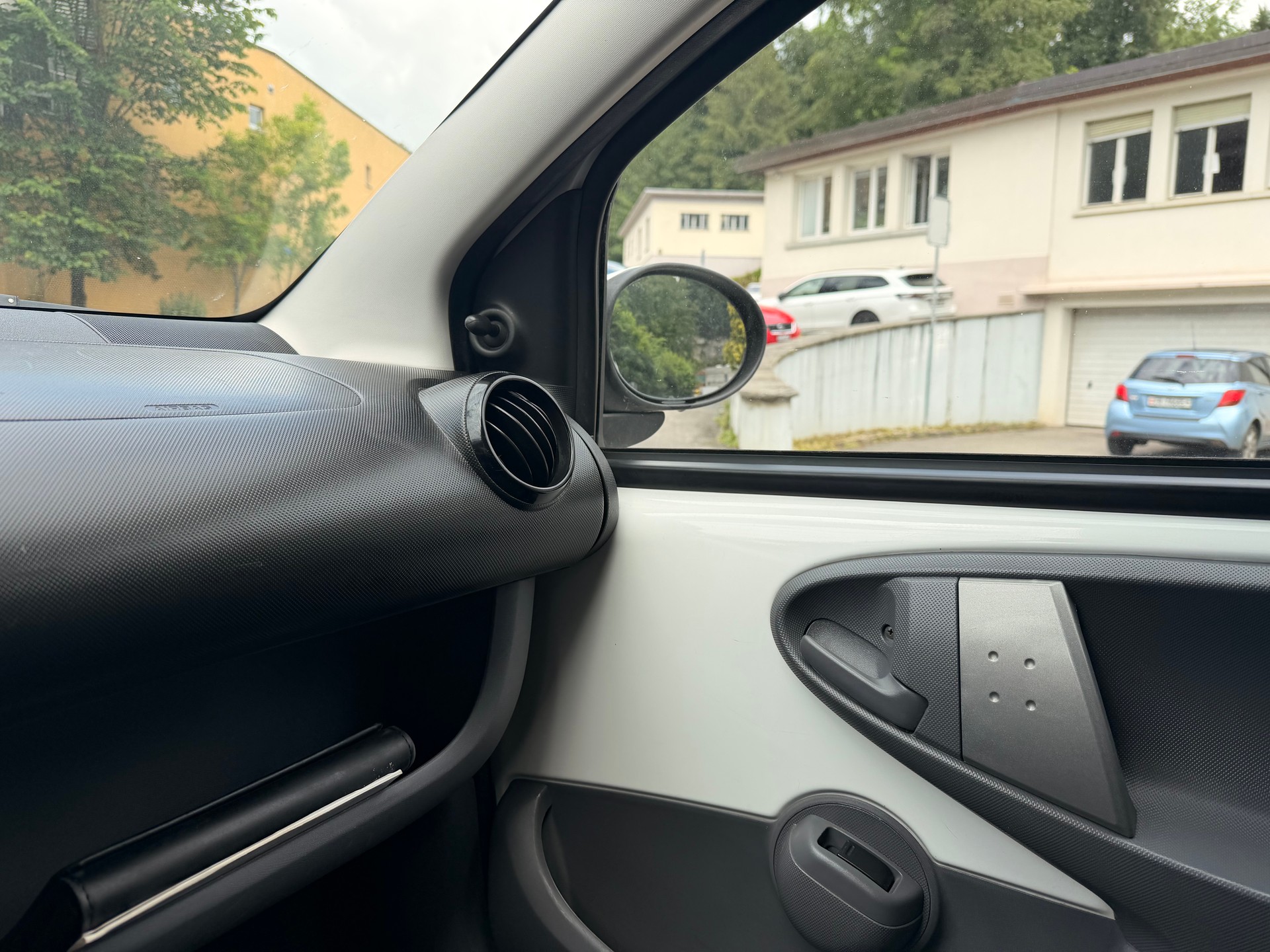 TOYOTA Aygo 1.0 easy Multimode-image-25