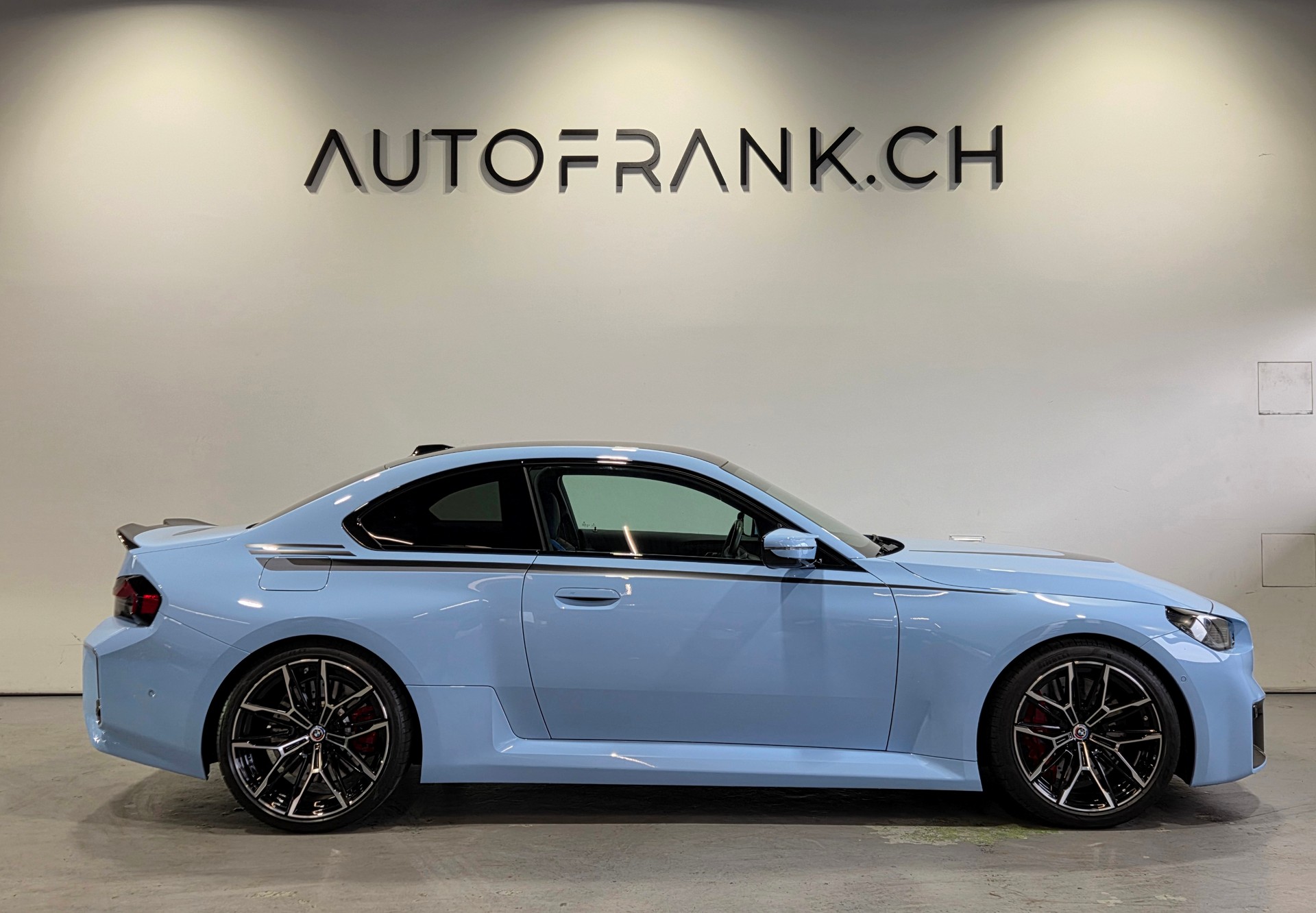 BMW M2 Coupé-showroom-element-1