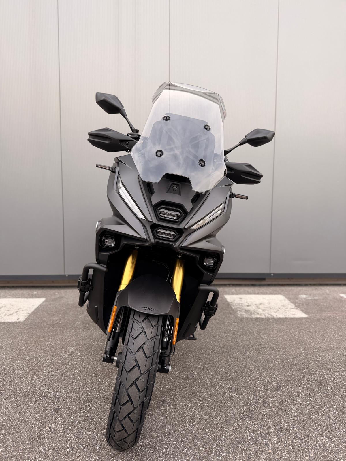 VOGE SR450 X Adventure-showroom-element-3
