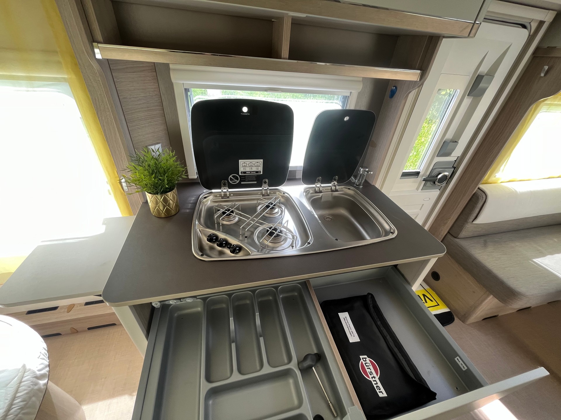 BÜRSTNER Premio 490 Limited mit Top Ausstattung ☀️-image-12