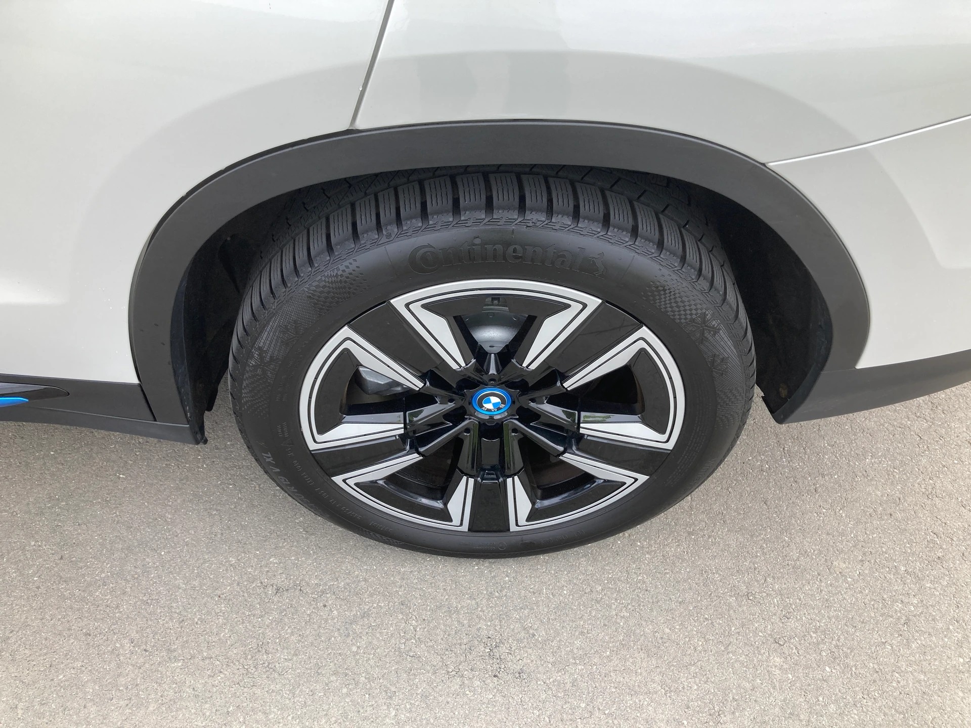 BMW iX3 Inspiring-image-6