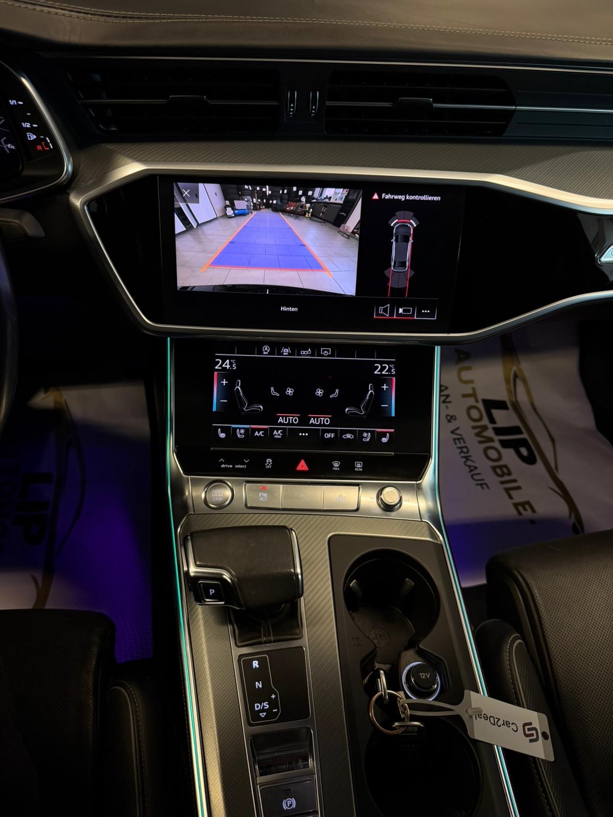 AUDI A6 Limousine 55 TFSI Design quattro S-tronic-image-11