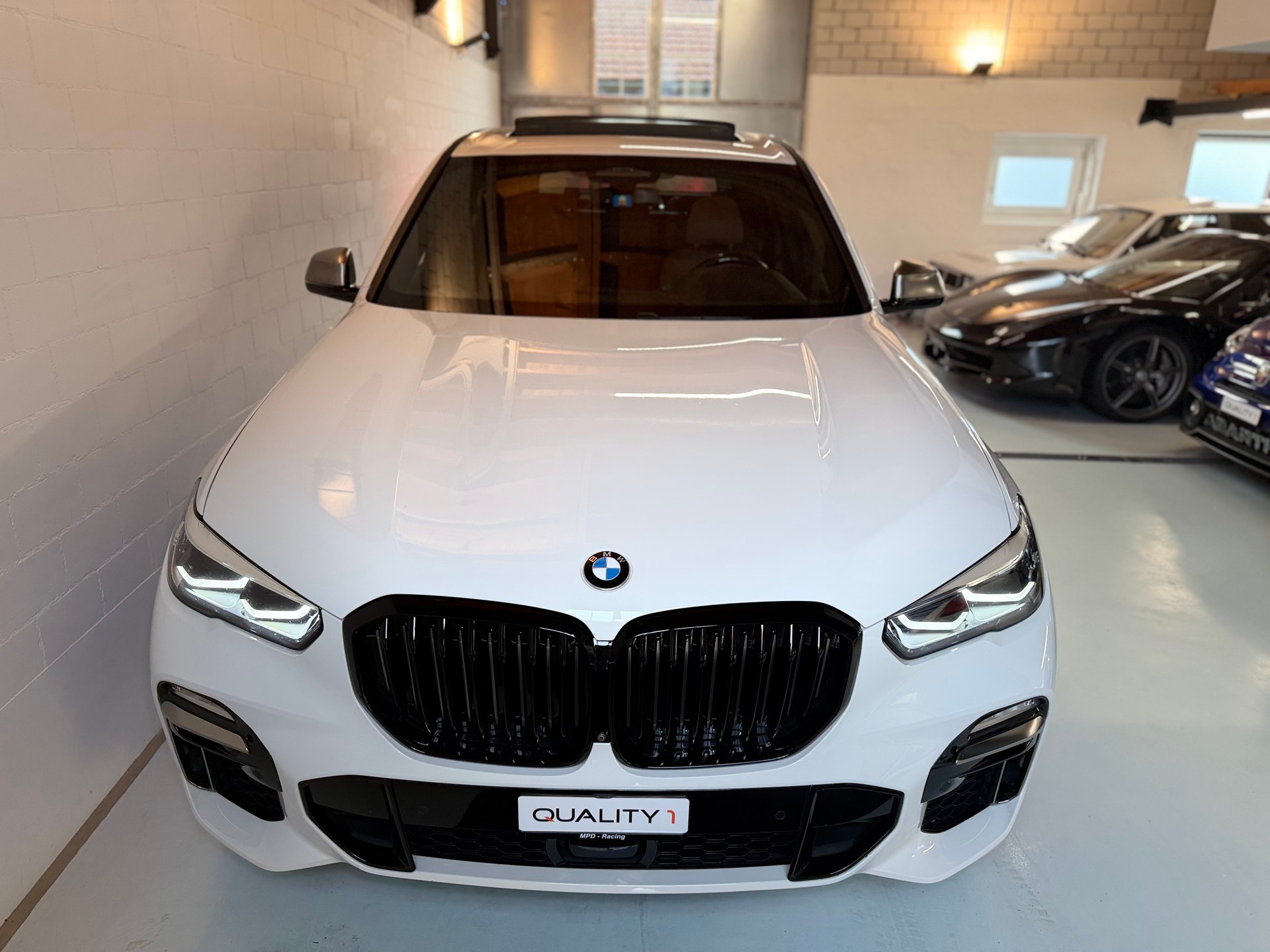 BMW X5 xDrive M50d Steptronic-showroom-element-2