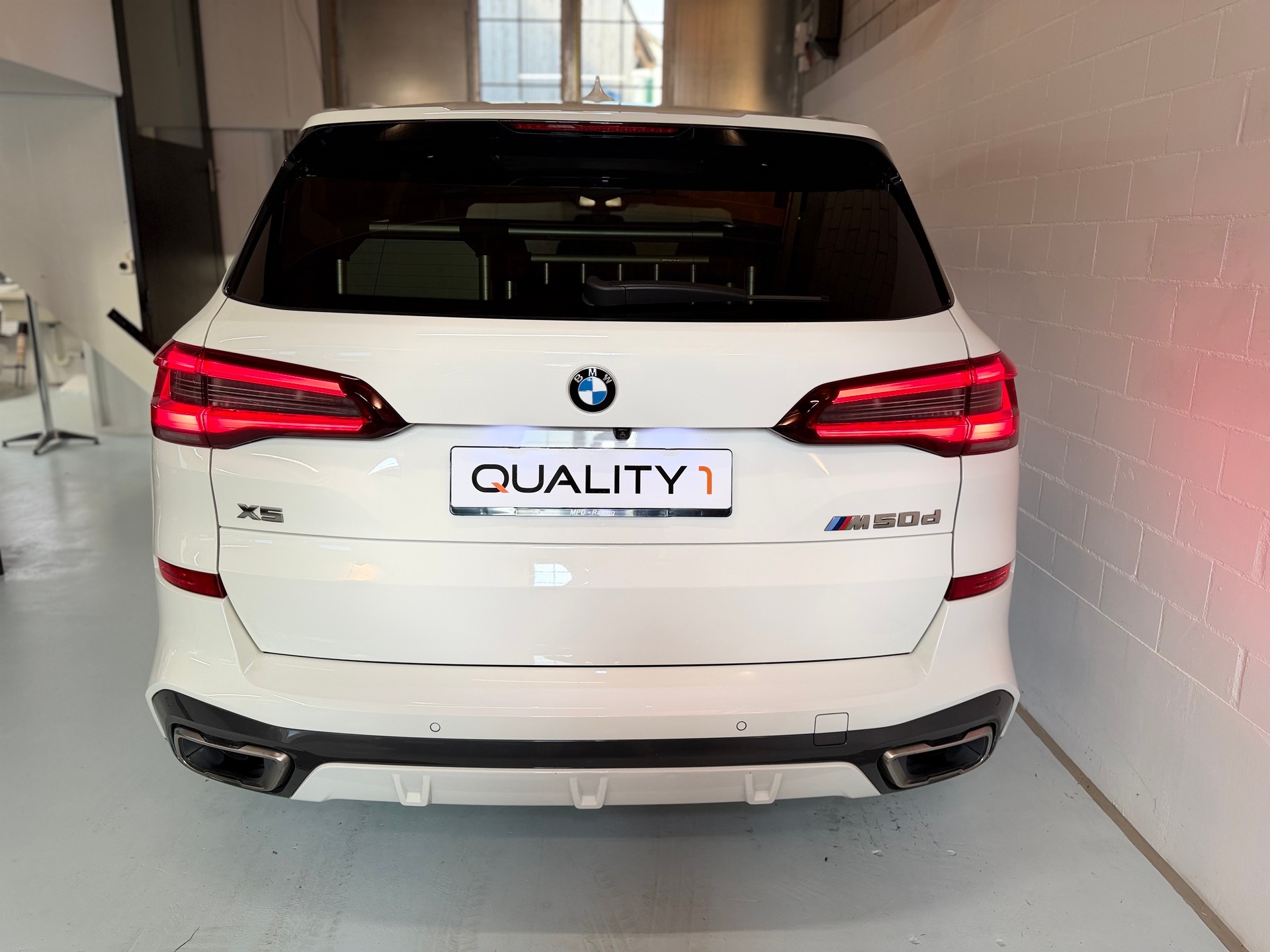 BMW X5 xDrive M50d Steptronic-image-5