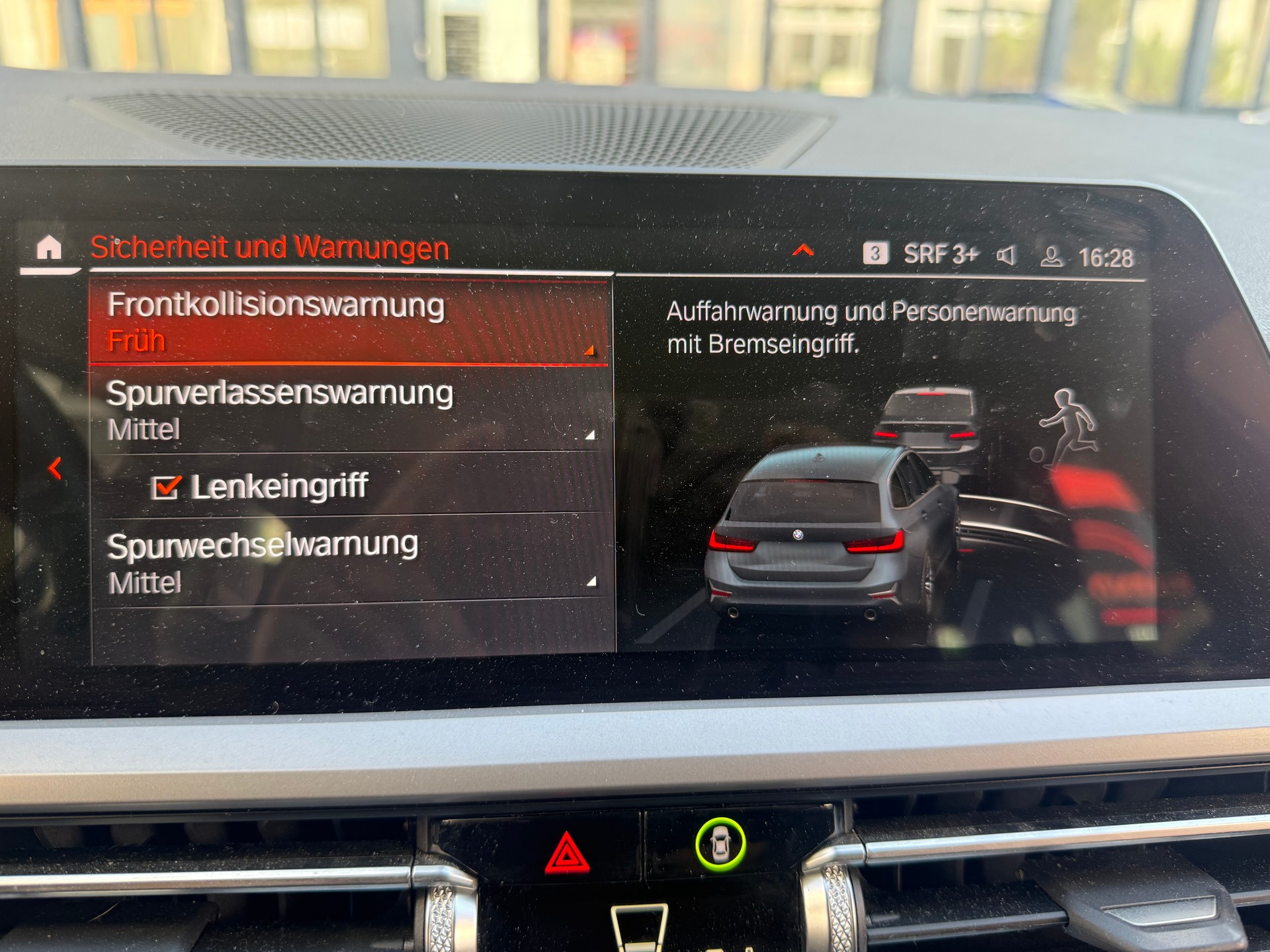 BMW 320d xDrive 48V Touring Steptronic Head-up, RF Kamera-image-15