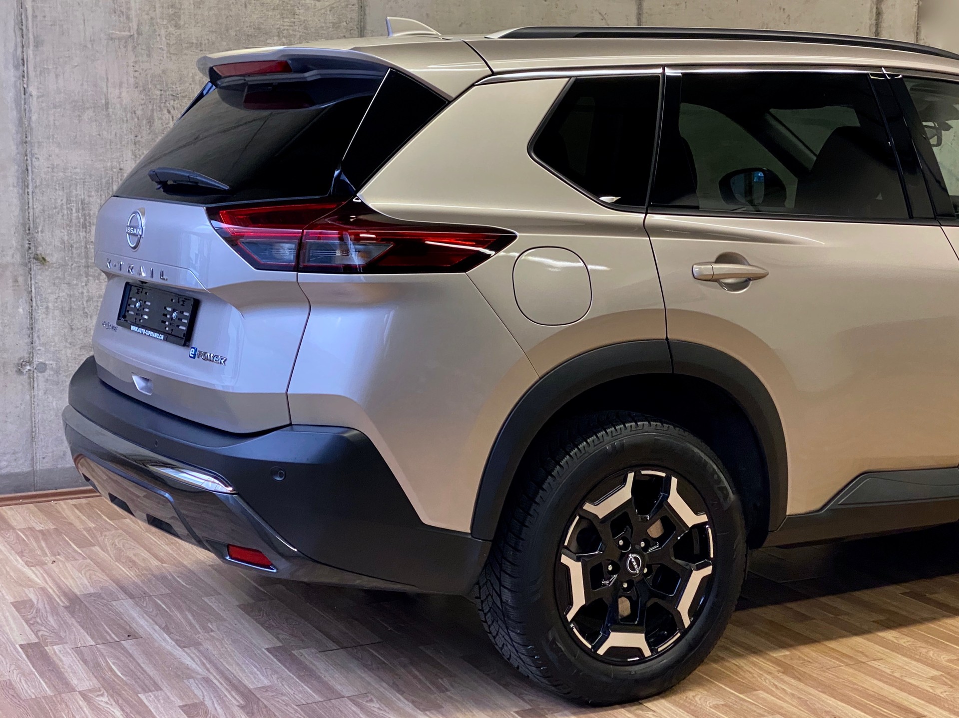 NISSAN X-Trail 1.5 VC-T*e-Power*VollHybrid*4WD*Swiss*N-Trek*-image-29