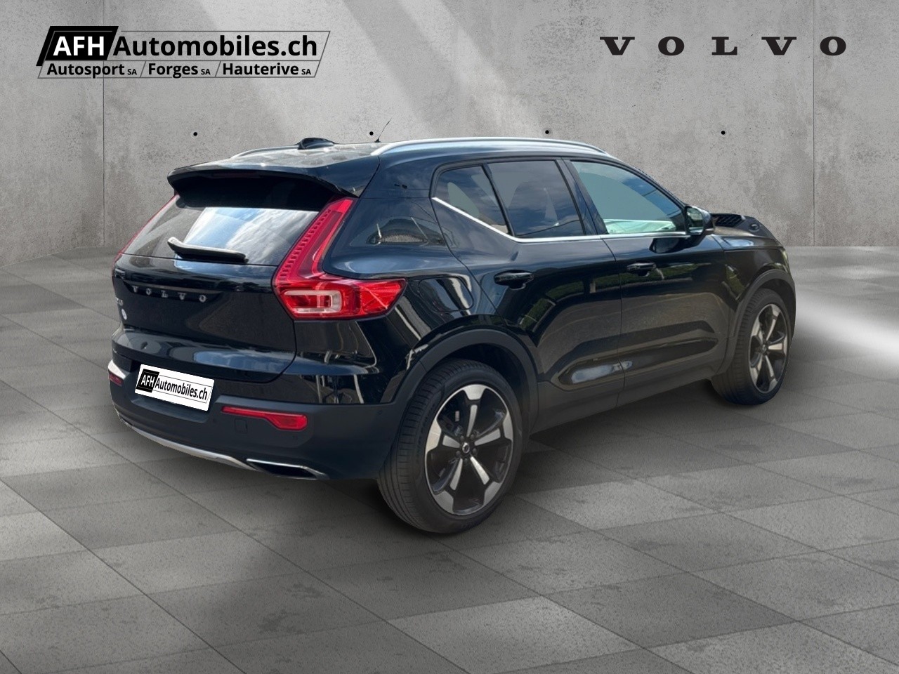 VOLVO XC40 2.0 T5 Inscription AWD-image-4