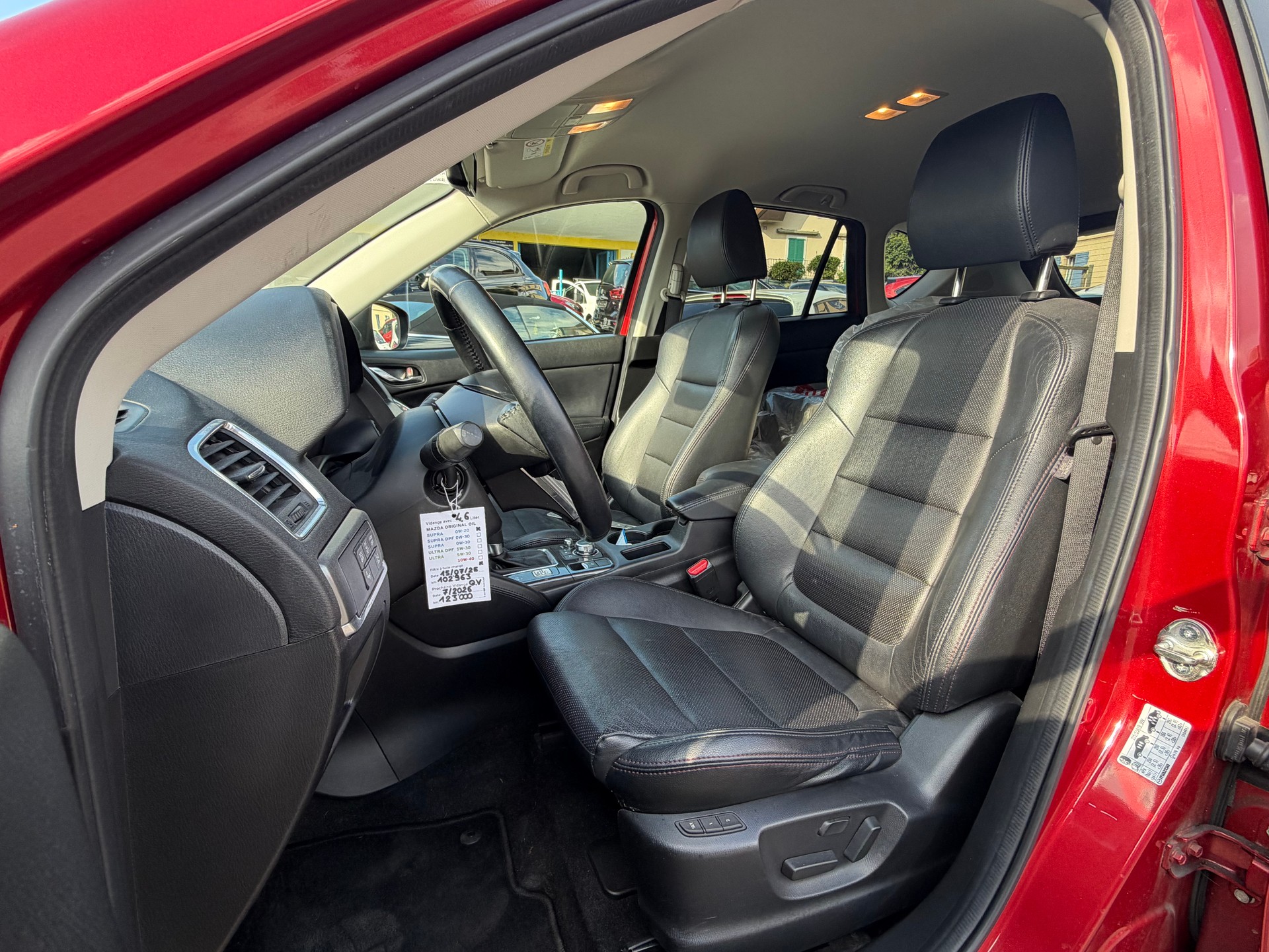 MAZDA CX-5 2.5 Revolution AWD Skyactive-G Automatic-image-9