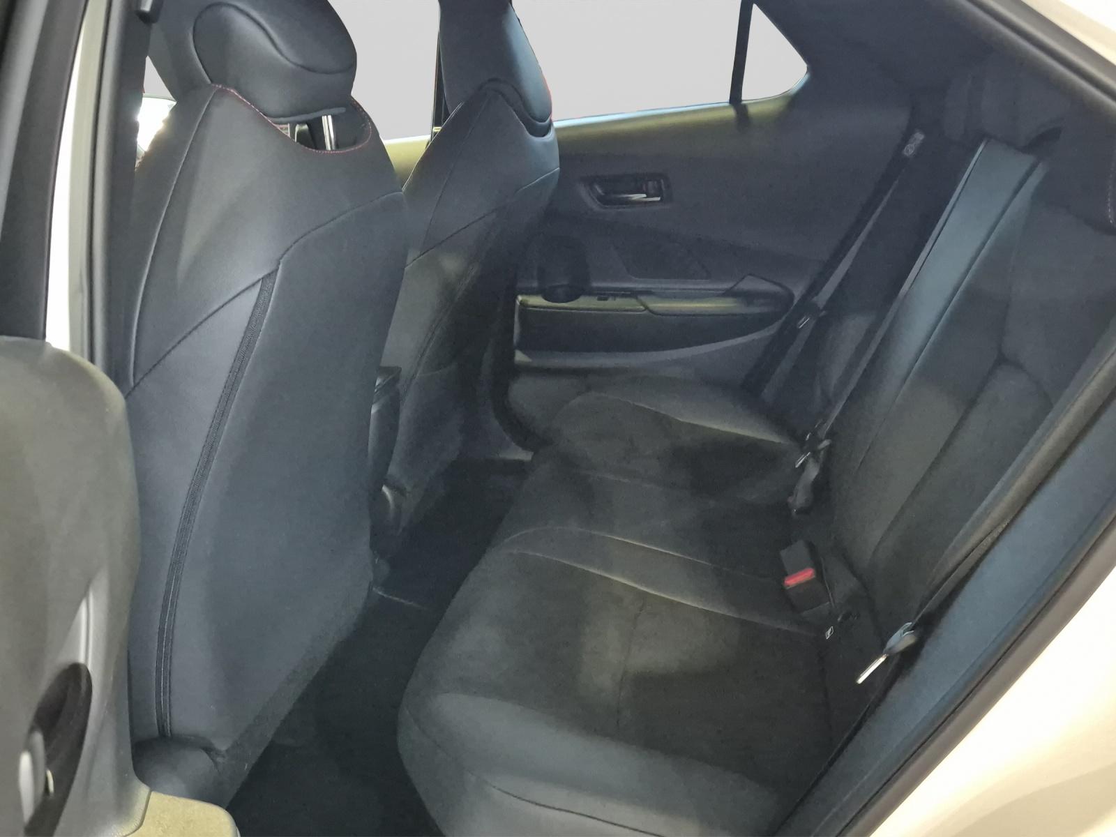 TOYOTA C-HR 2.0 HEV GR Sport 4x4-image-9