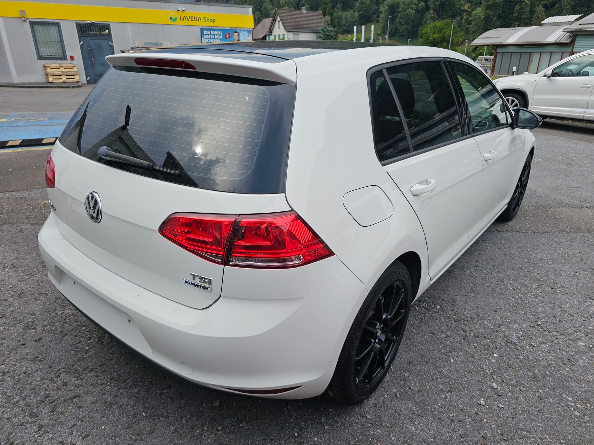 VW GOLF-image-4