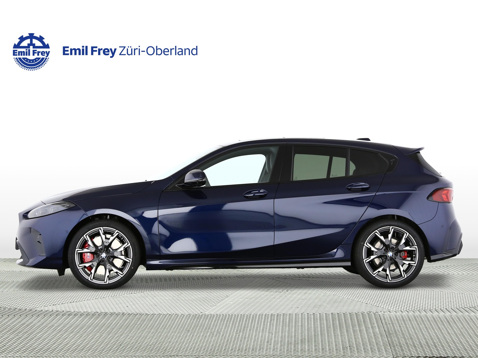 BMW 123 xDrive-showroom-element-1