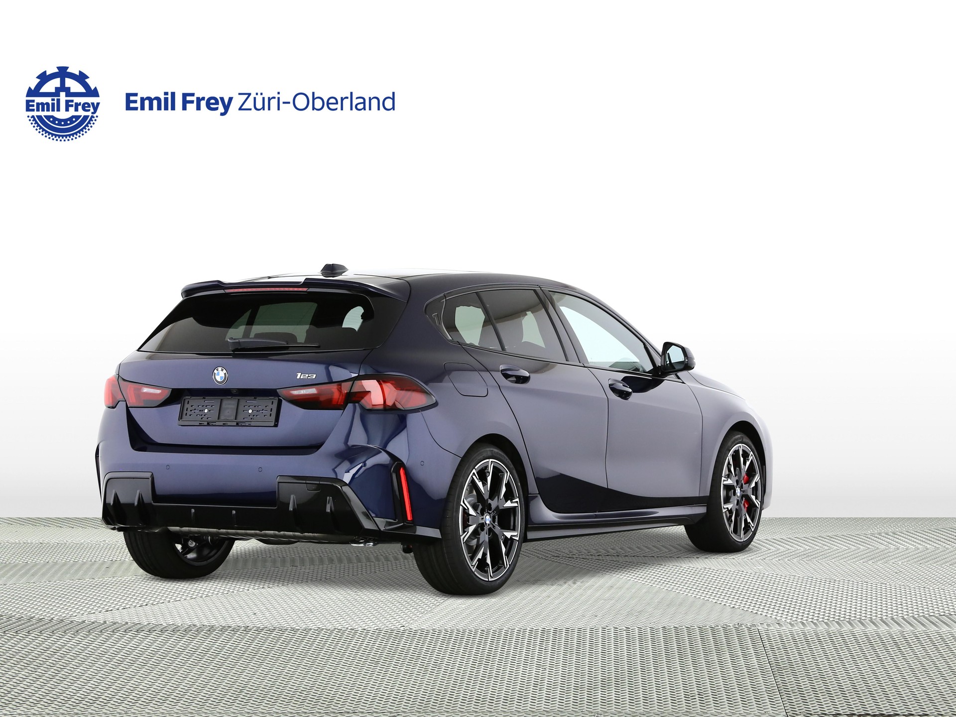 BMW 123 xDrive-showroom-element-2