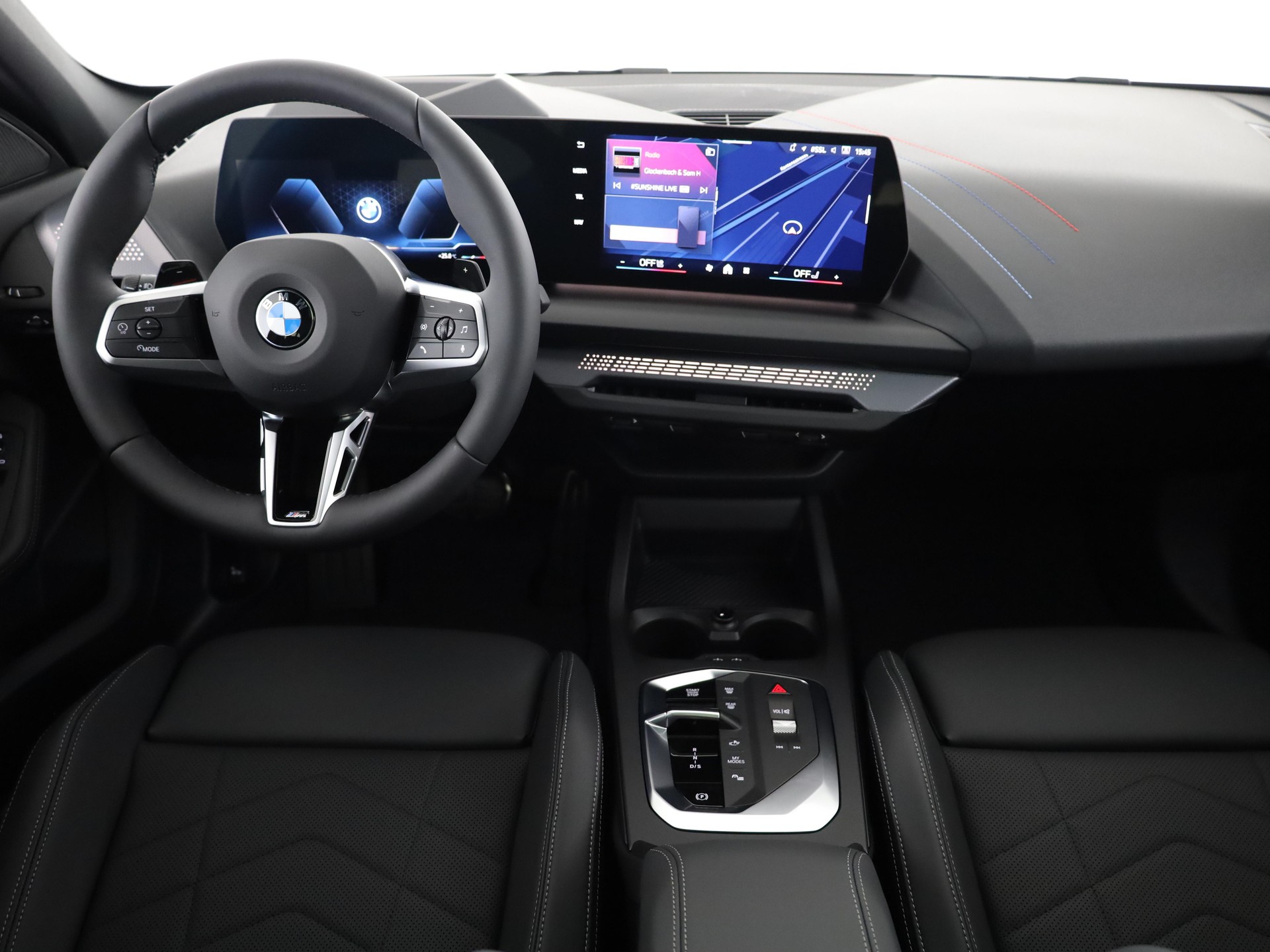 BMW 123 xDrive-image-4