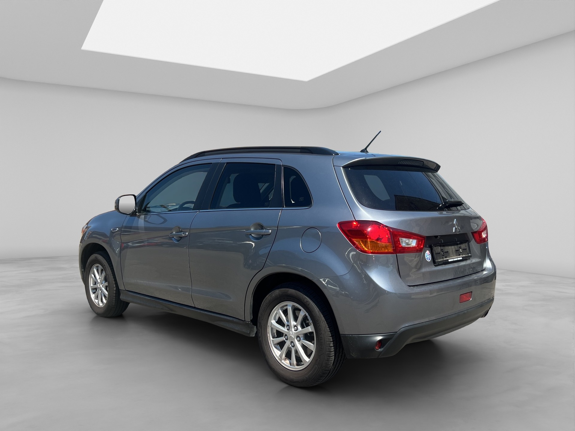 MITSUBISHI ASX 2.2 DID Navigator 4WD Automatic-showroom-element-3