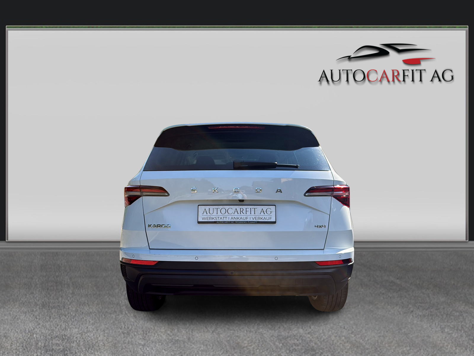 SKODA Karoq 2.0 TDI CR Style 4x4 DSG-image-4