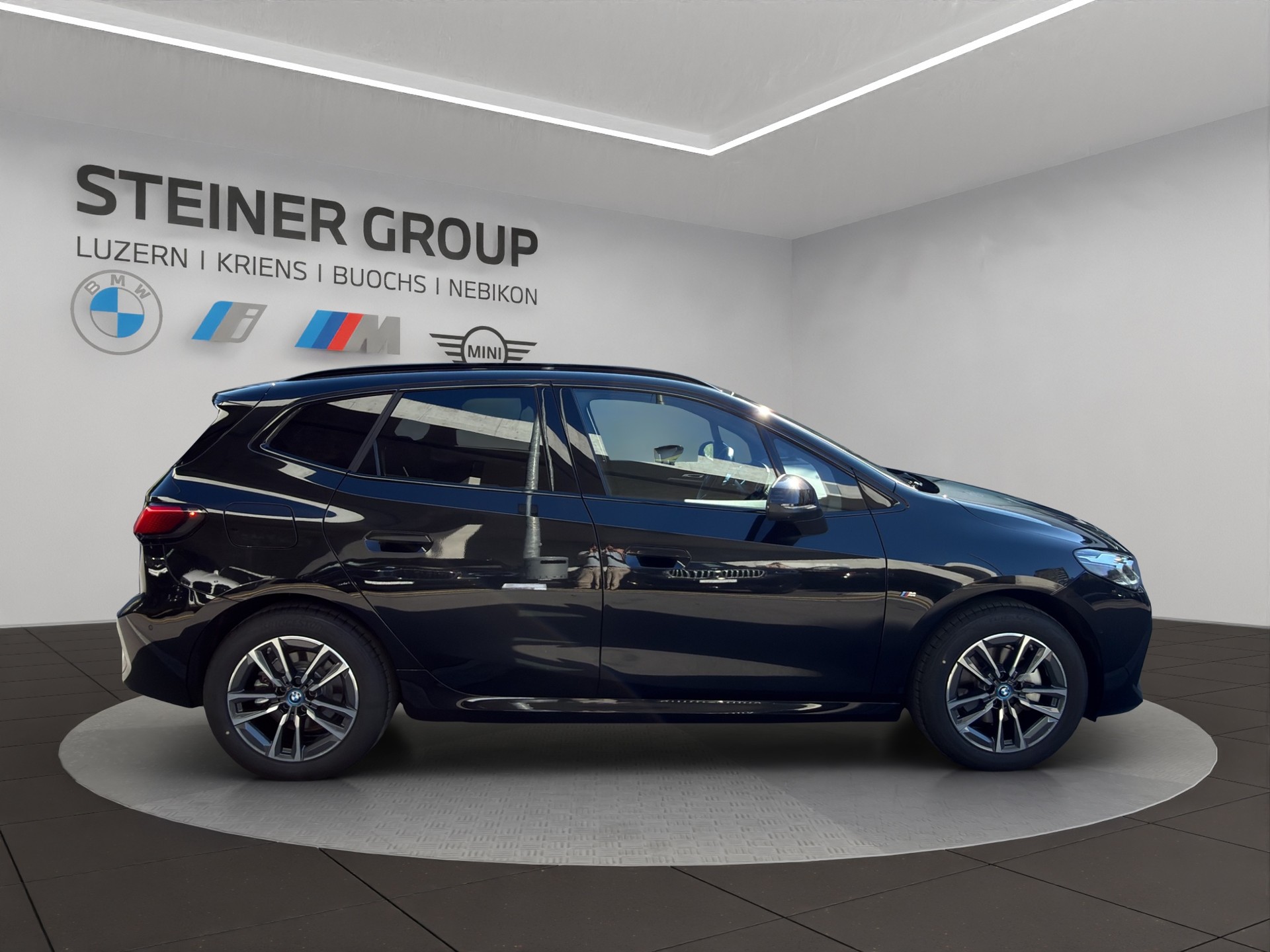 BMW 225e xDrive Active Tourer M Sport-image-4