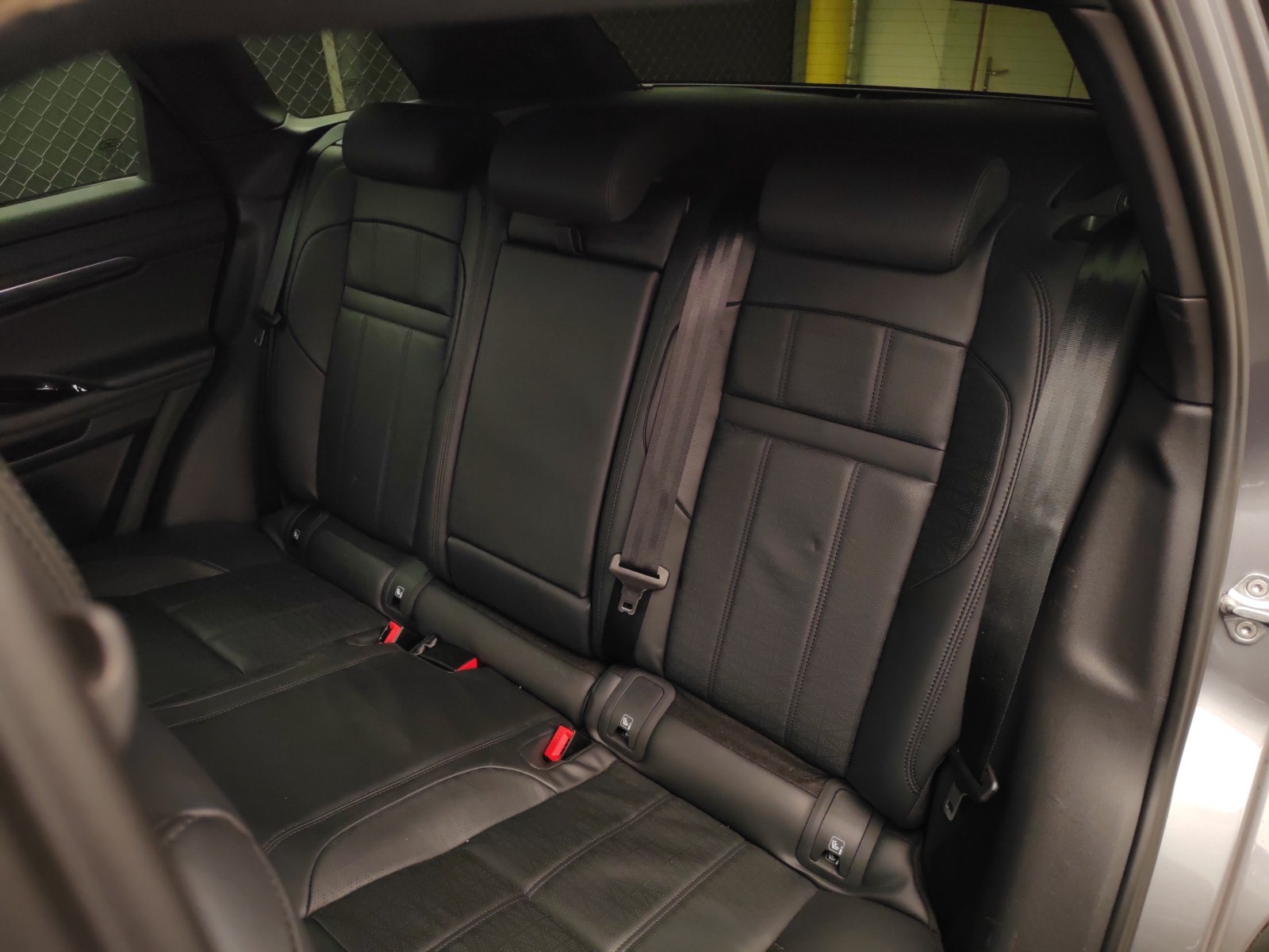 LAND ROVER Range Rover Evoque P 300e HSE AT8-image-3