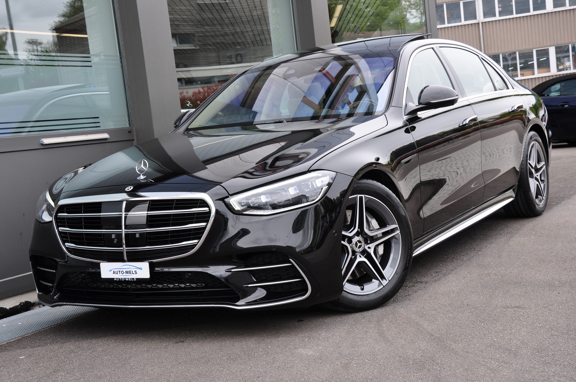 MERCEDES-BENZ S 450 L 4Matic AMG Line 9G-Tronic-showroom-element-3
