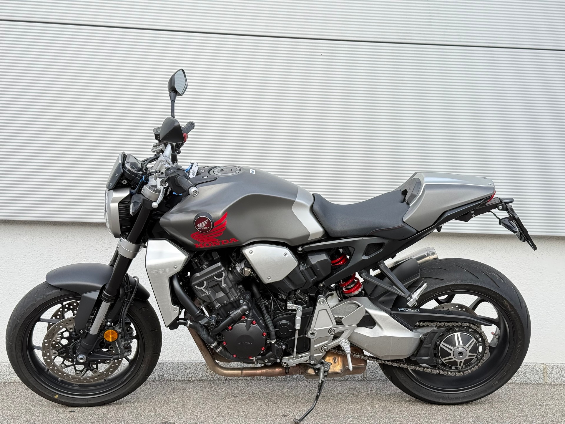 HONDA CB 1000 R ABS-image-6
