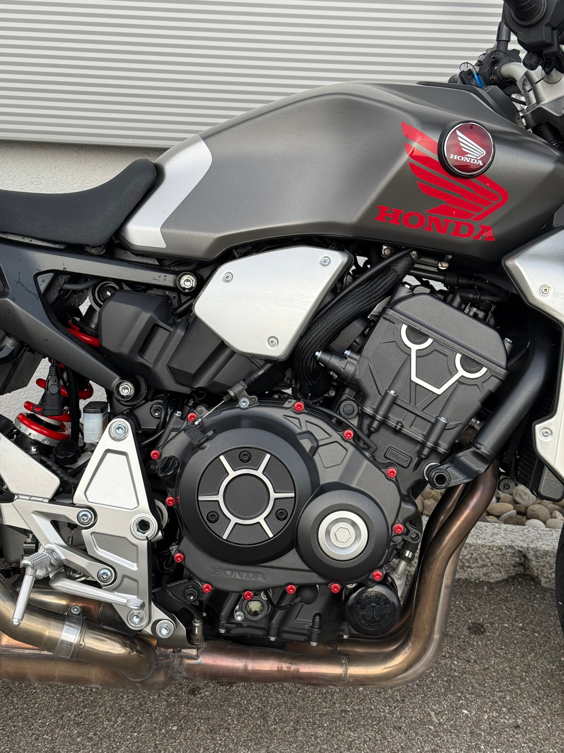 HONDA CB 1000 R ABS-image-4
