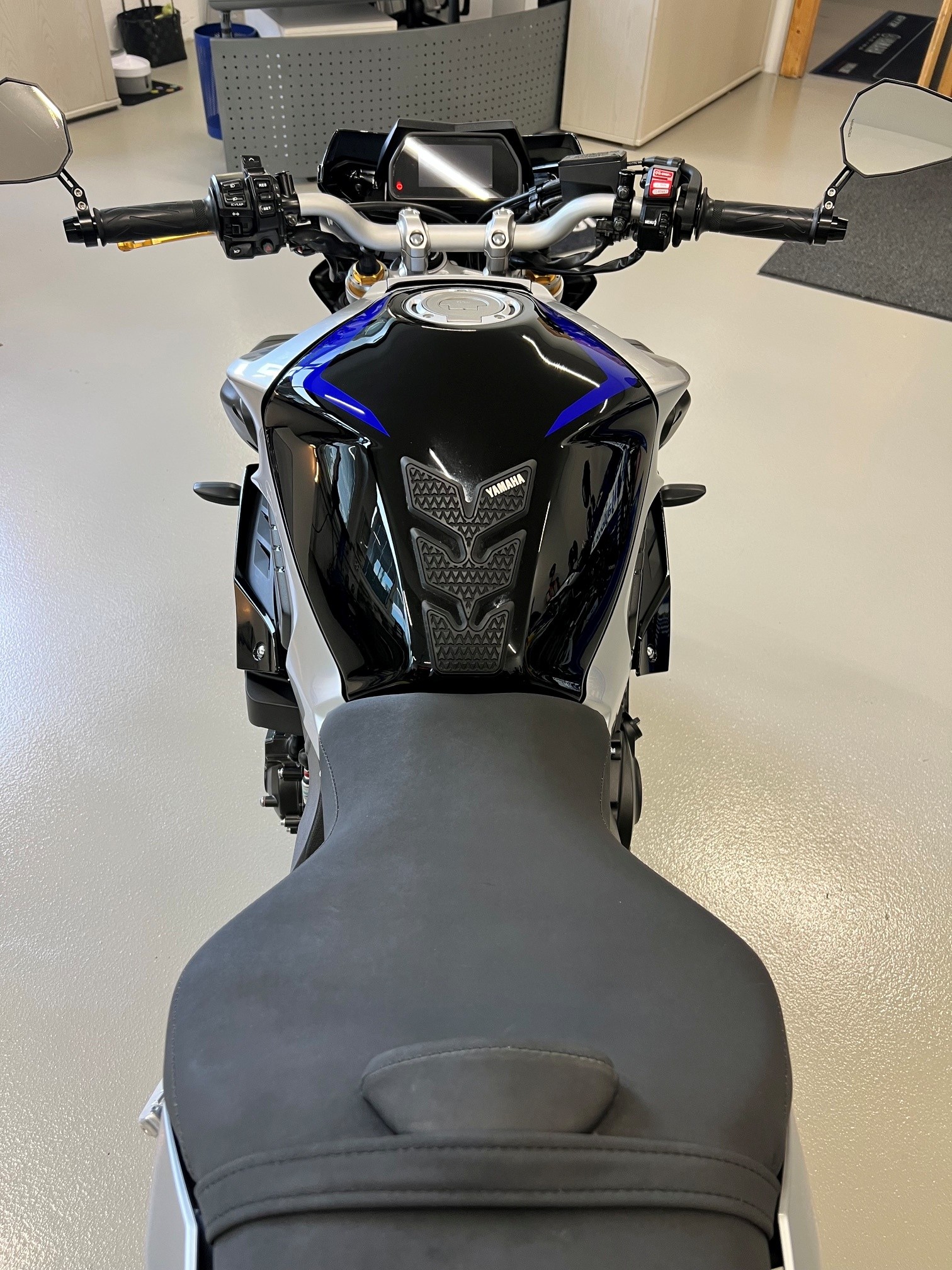 YAMAHA MT-10 SP ABS-image-7