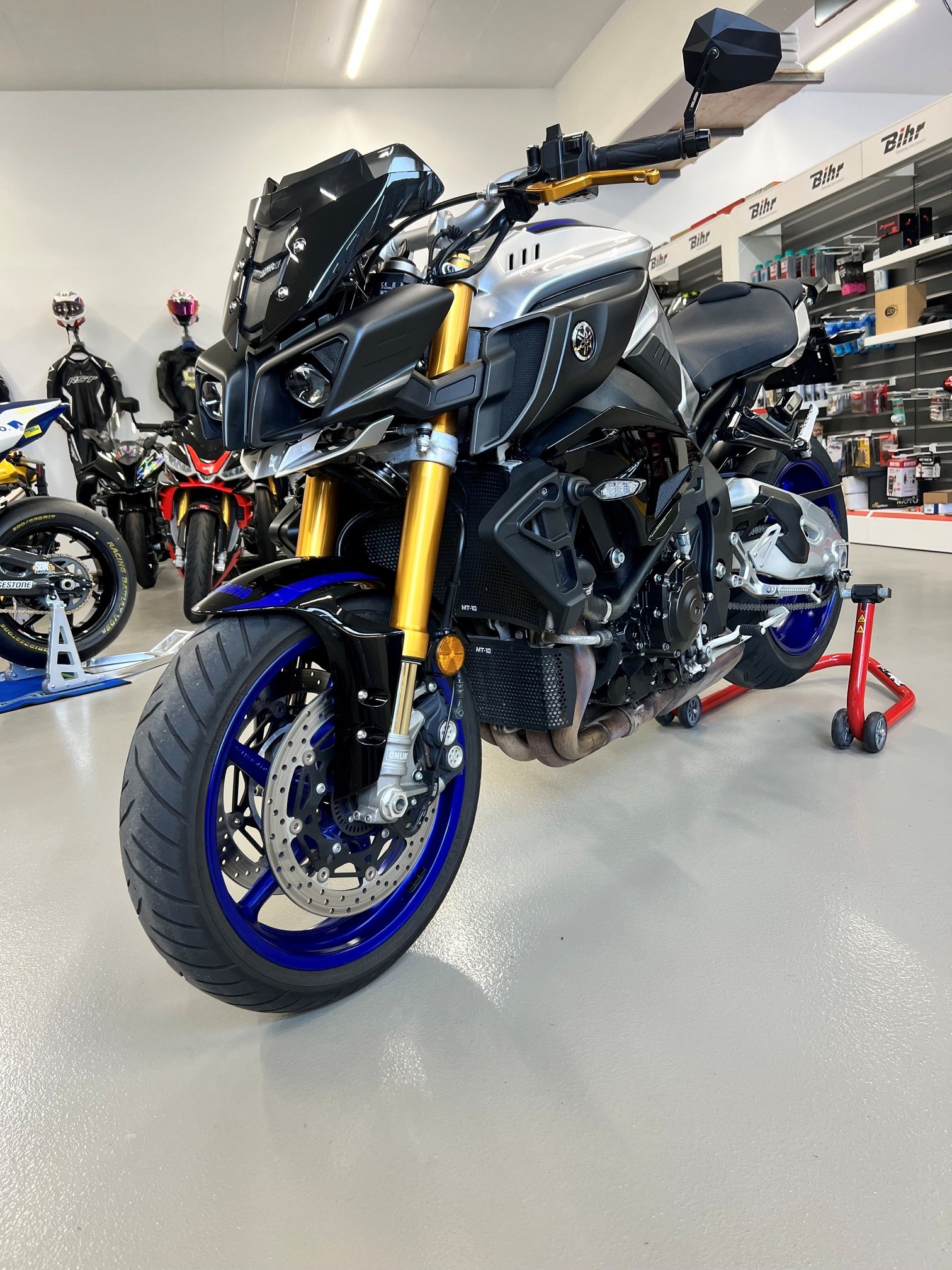YAMAHA MT-10 SP ABS-image-2