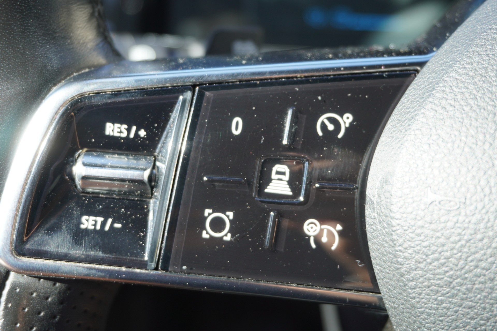 RENAULT Mégane E-TECH EV60 Iconic-image-34