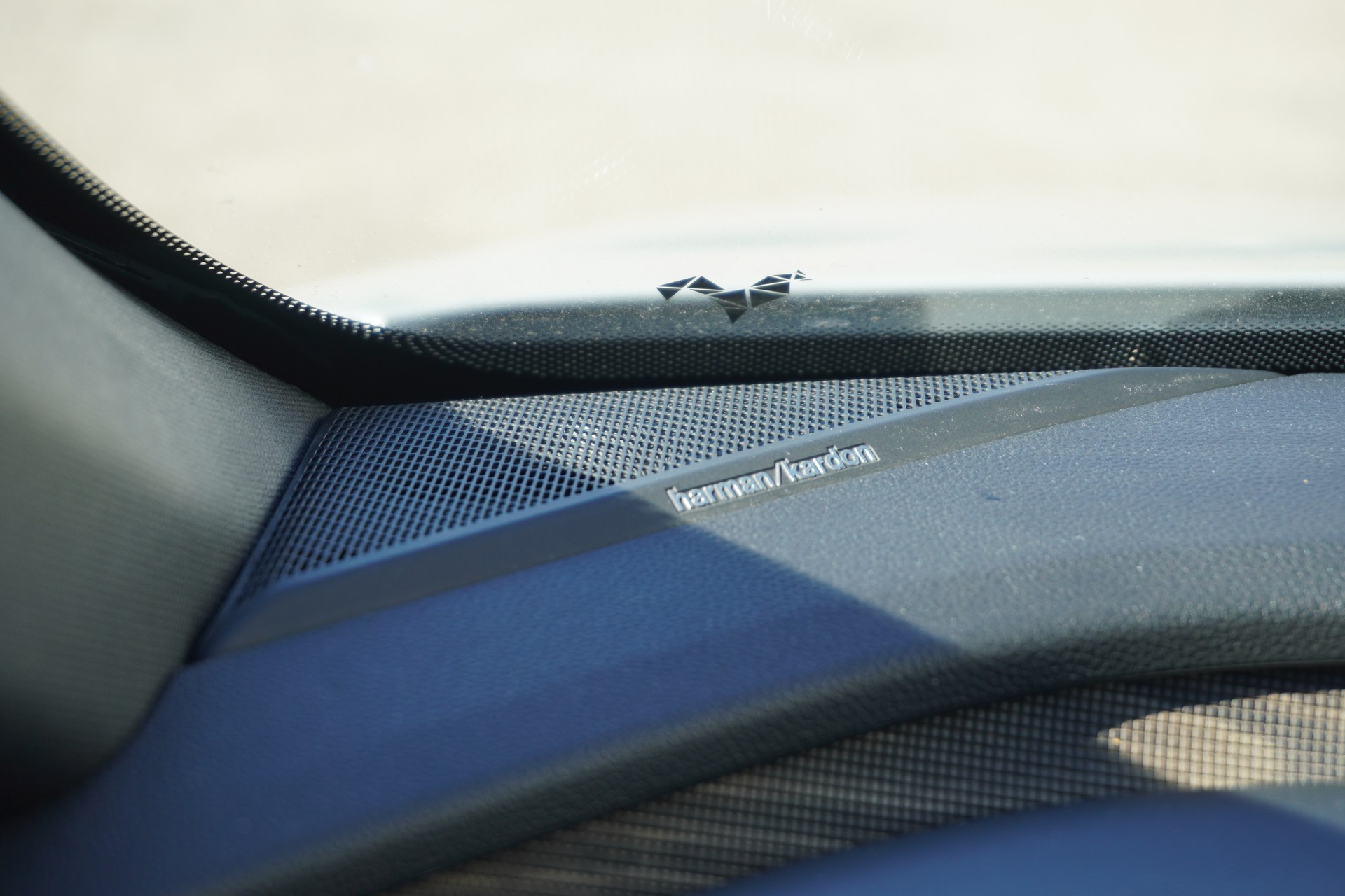 RENAULT Mégane E-TECH EV60 Iconic-image-30