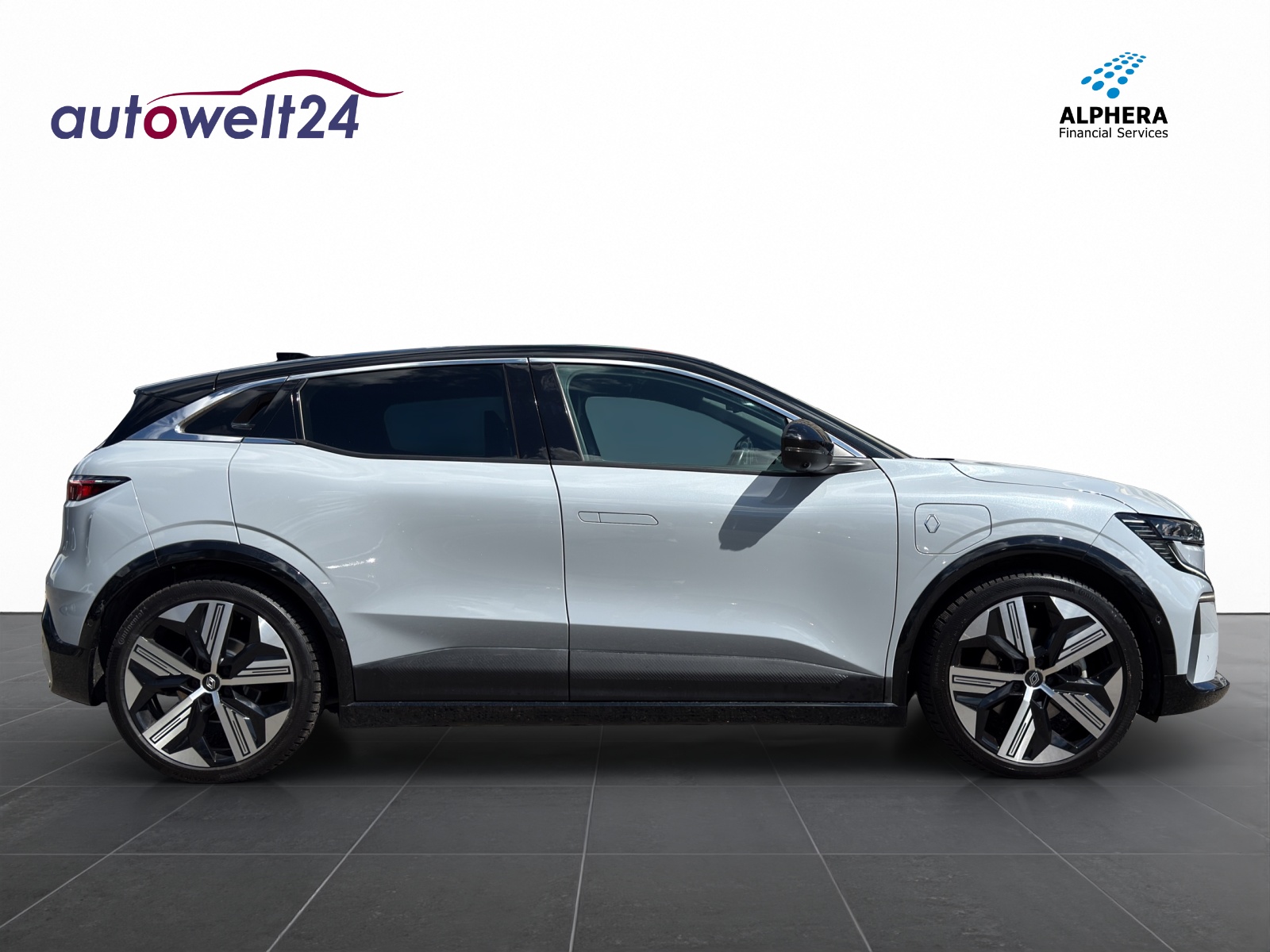 RENAULT Mégane E-TECH EV60 Iconic-showroom-element-3