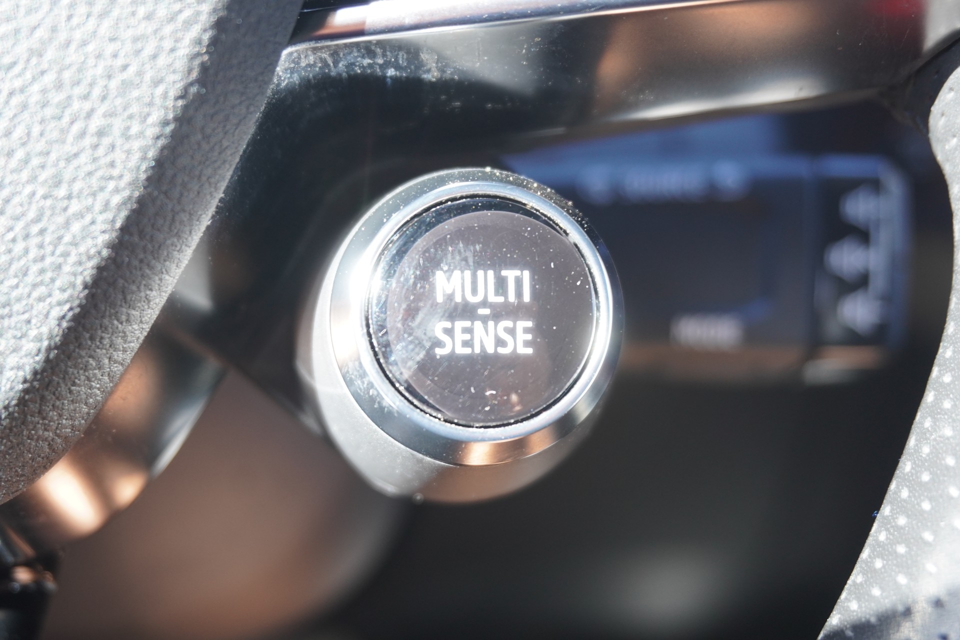 RENAULT Mégane E-TECH EV60 Iconic-image-32