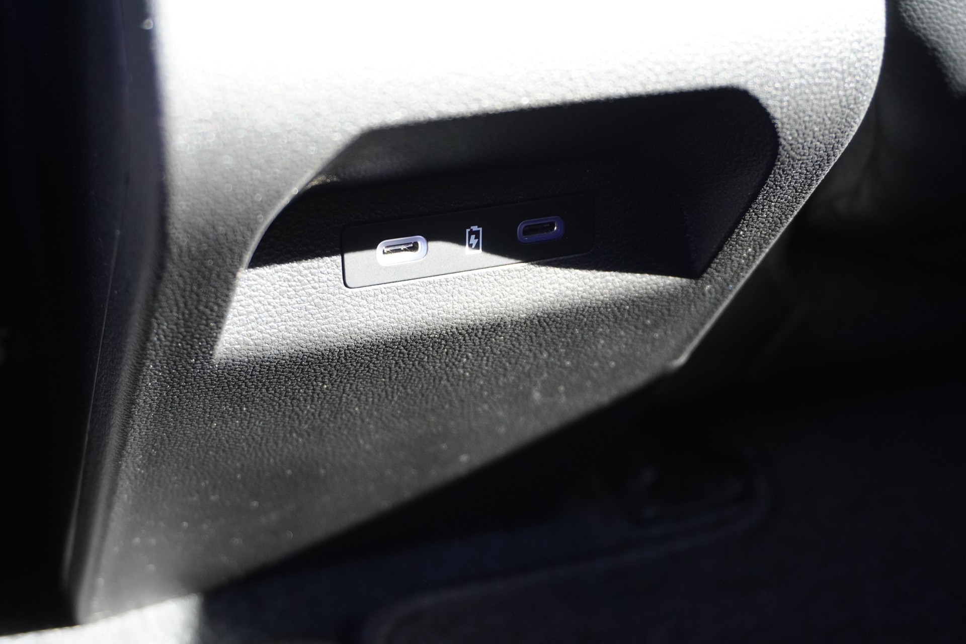 RENAULT Mégane E-TECH EV60 Iconic-image-12