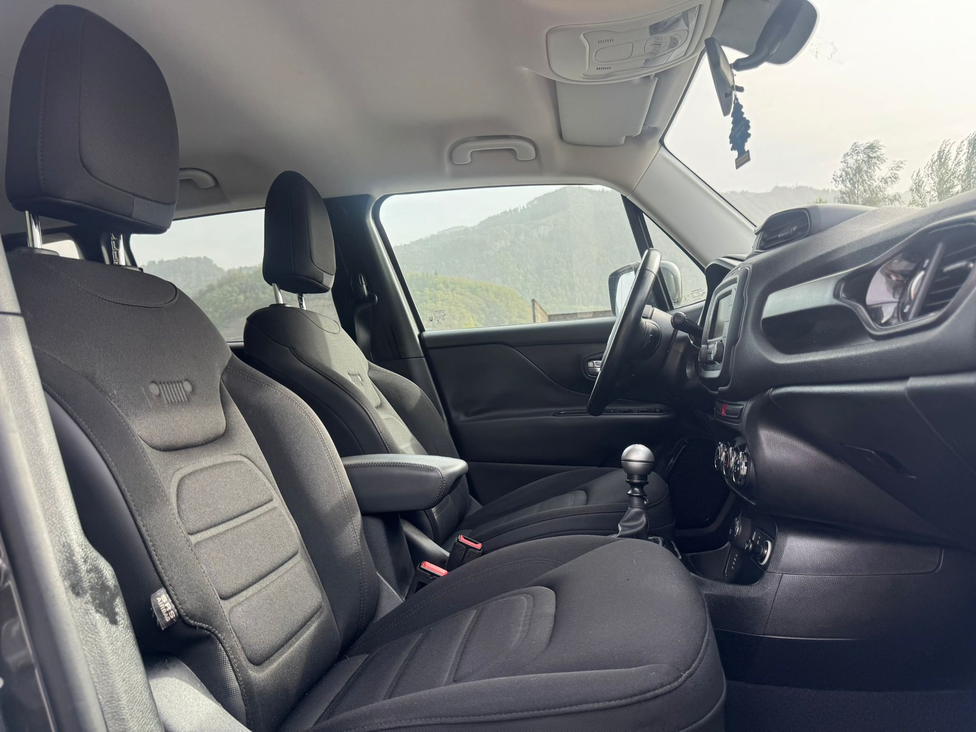 JEEP Renegade 2.0CRD Night Eagle 2 AWD-image-10