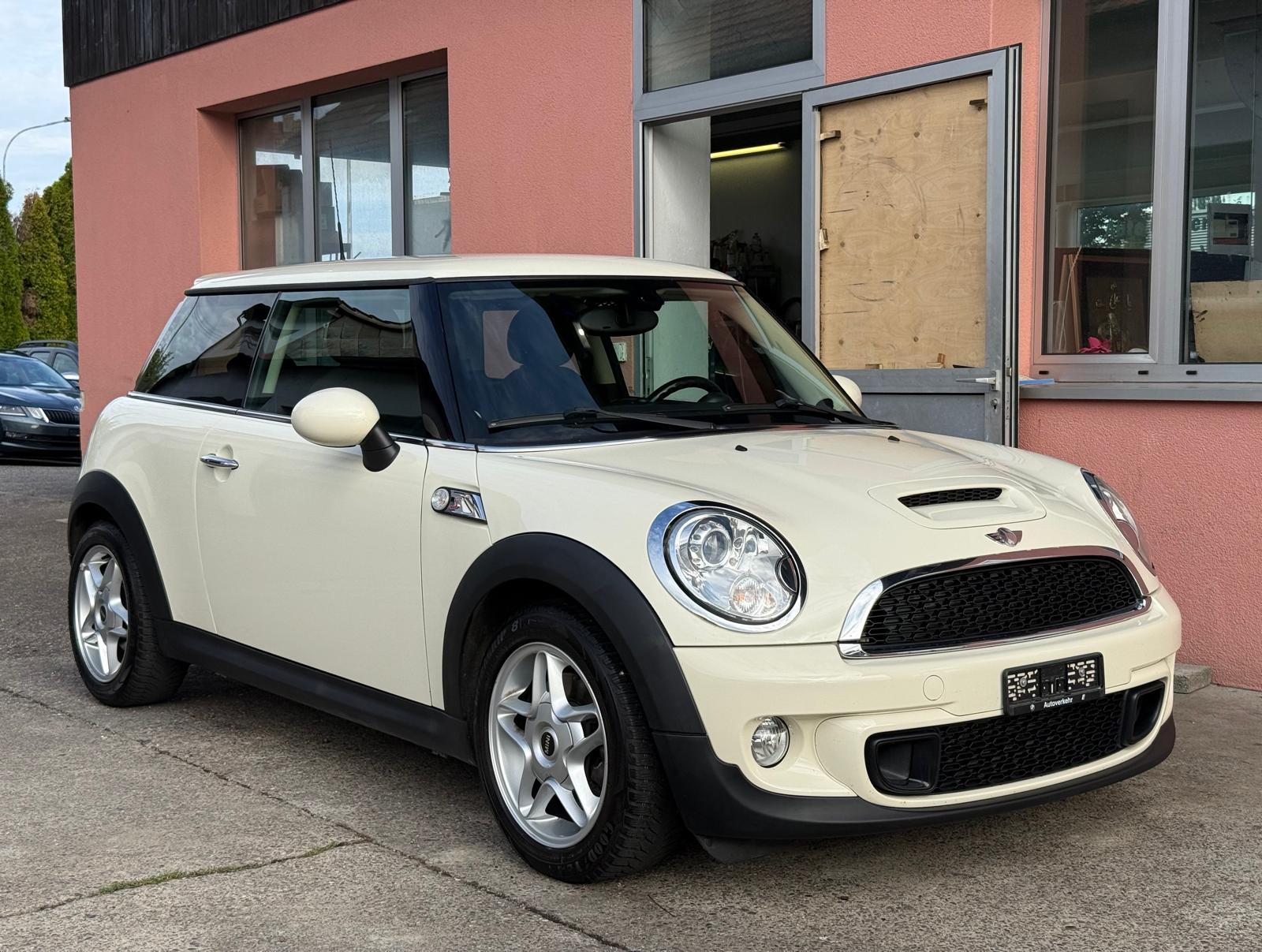 MINI Cooper S / MFK 08.2026