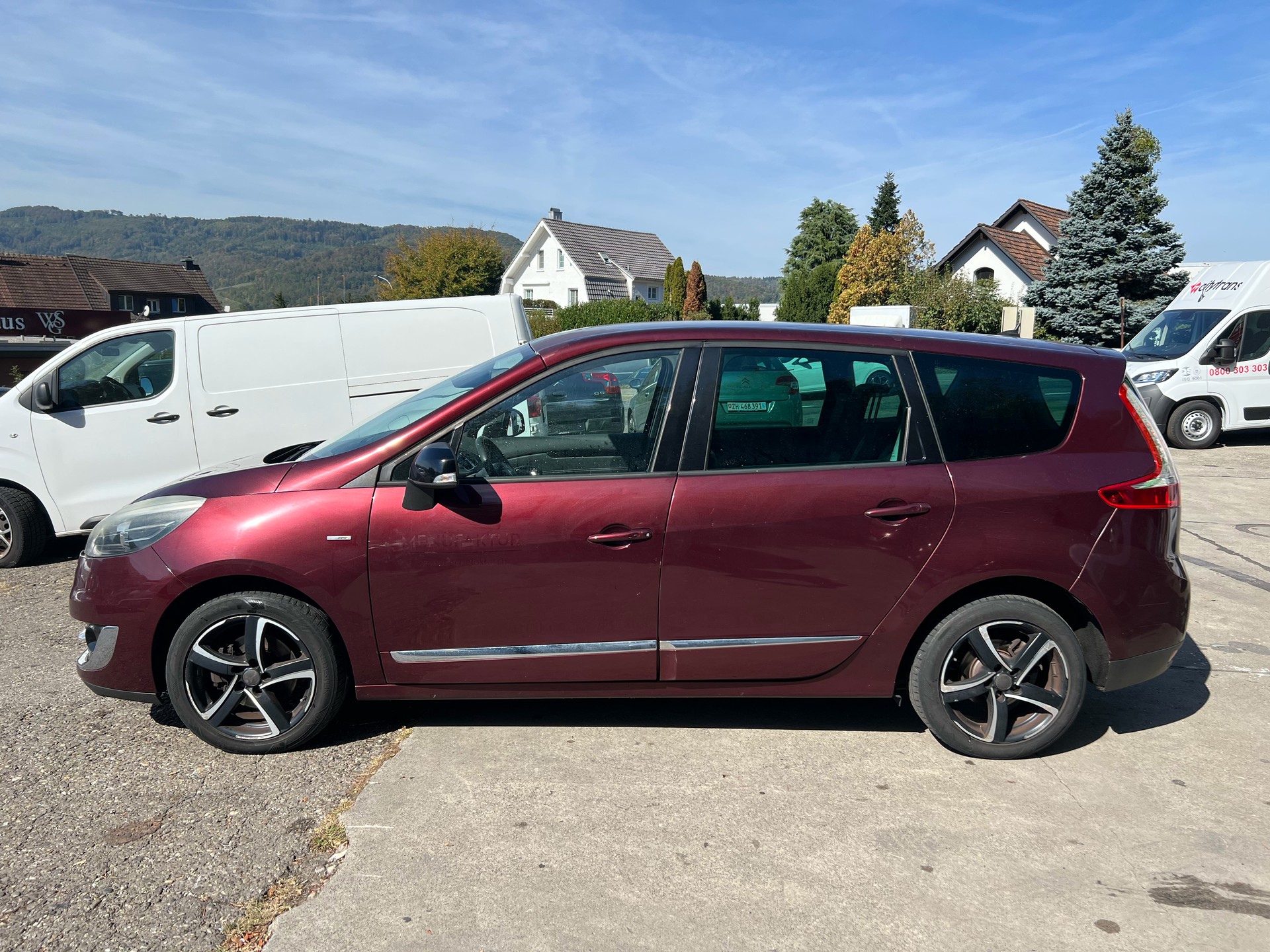 RENAULT Grand Scénic 1.4 16V Turbo Bose-showroom-element-1