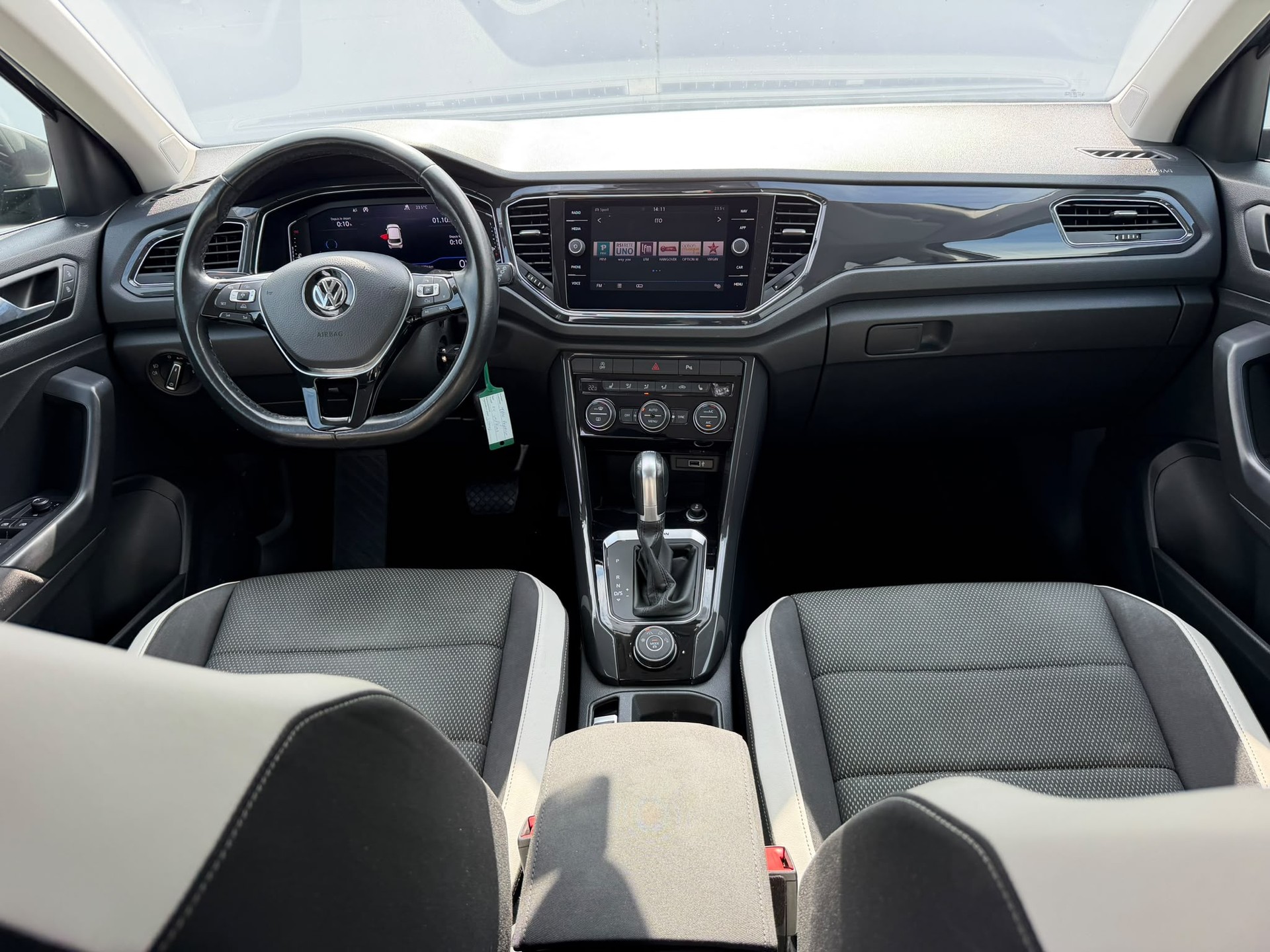 VW T-Roc 2.0 TSI Sport DSG 4Motion-image-10