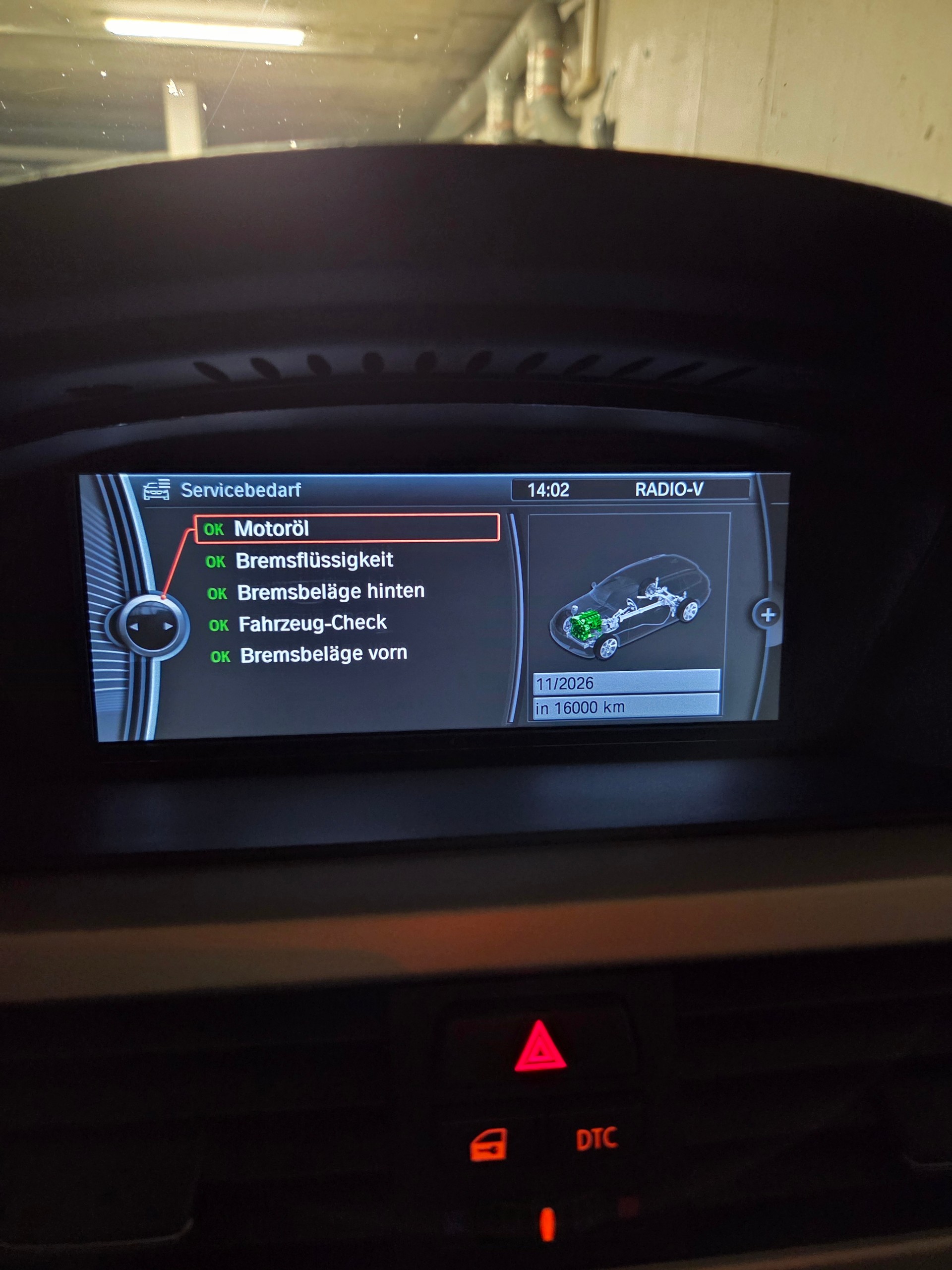 BMW 330d-image-11