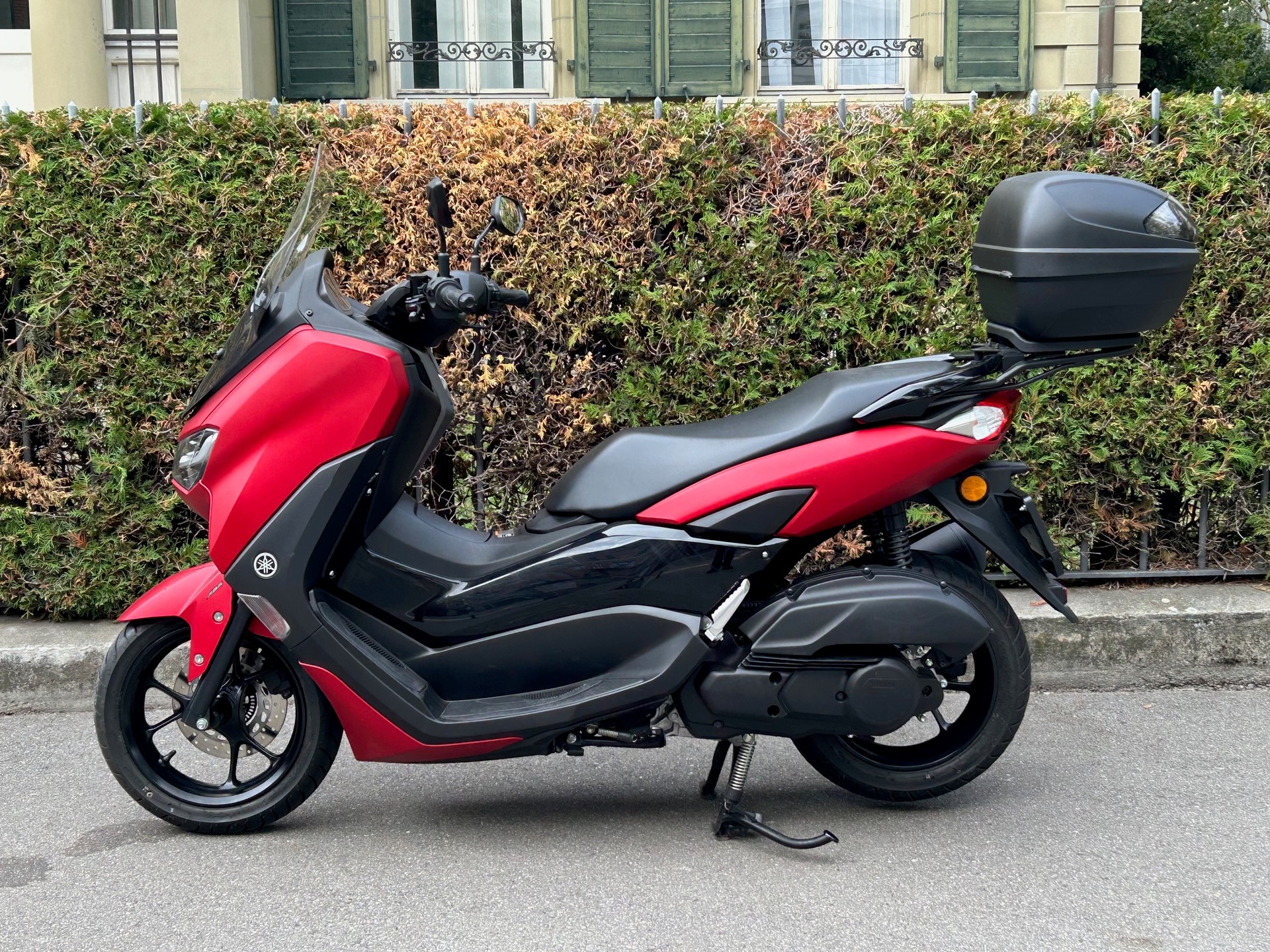 YAMAHA N-Max GPD 125-image-1