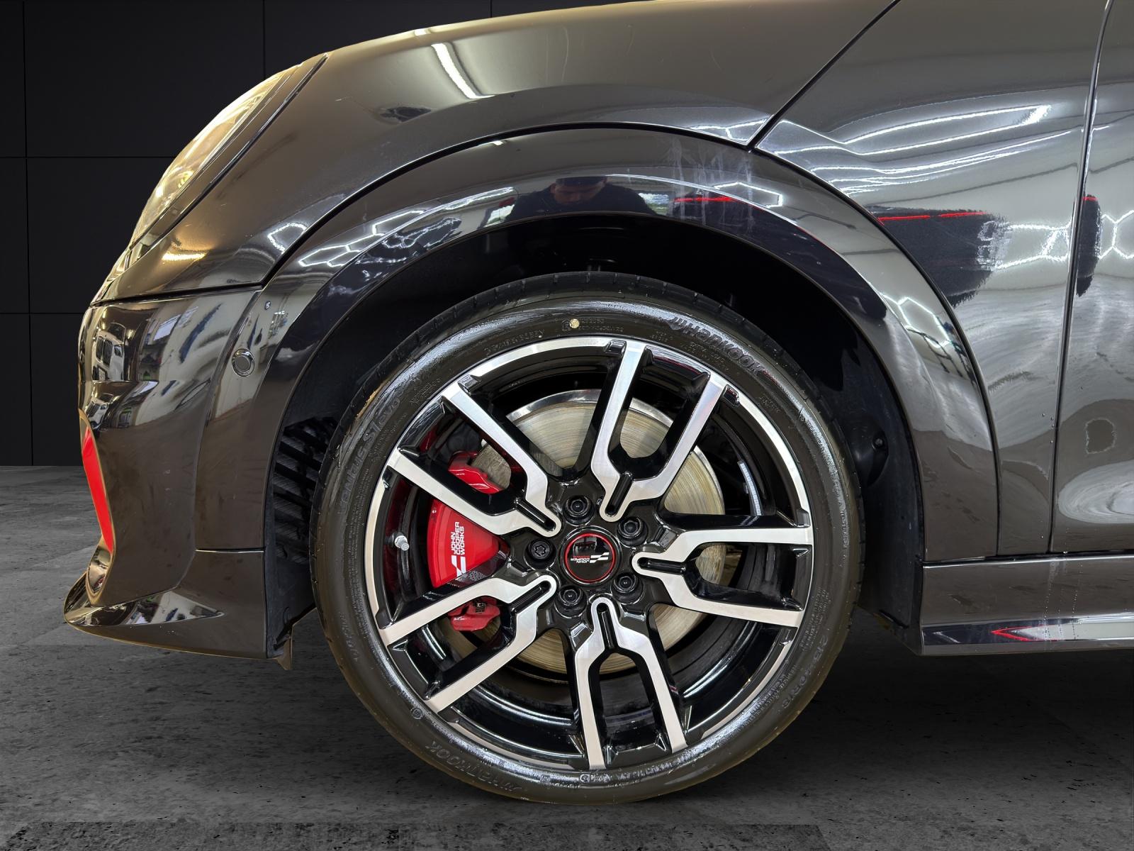 MINI F66 2.0i John Cooper Works-image-8