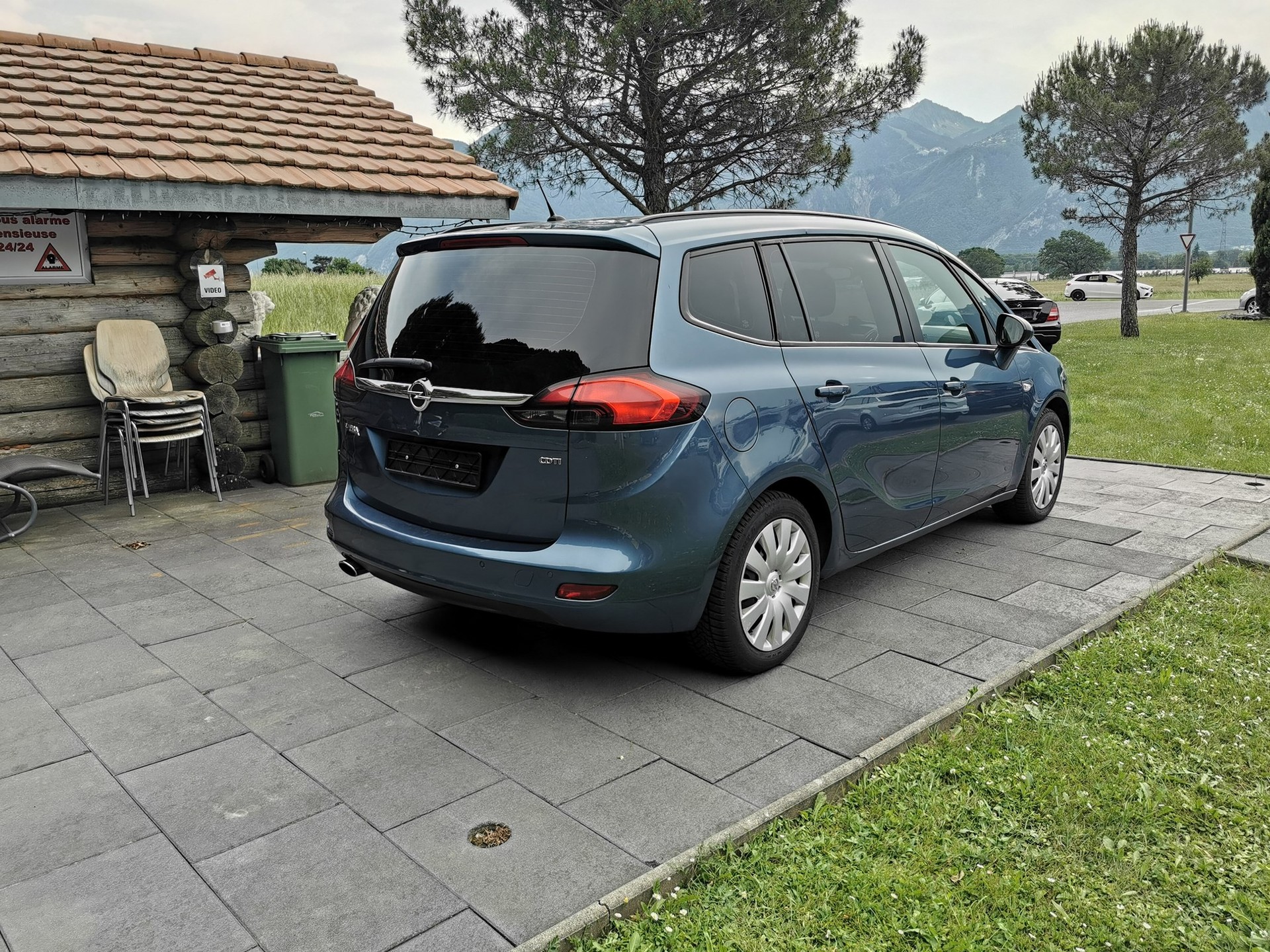 OPEL Zafira Tourer 2.0 CDTi Cosmo Automatic-image-4