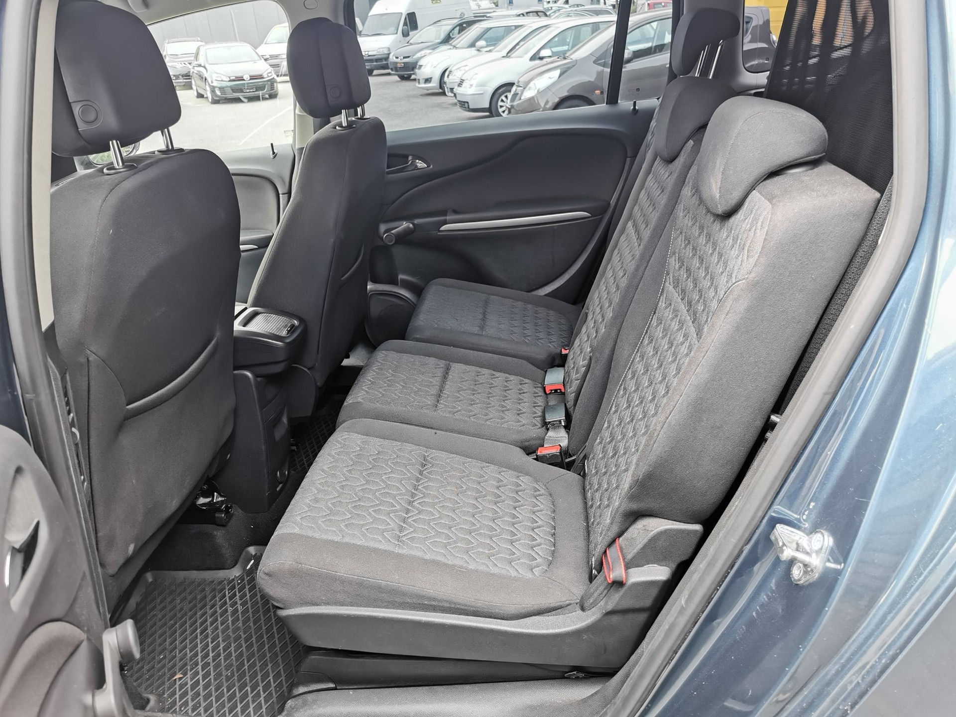 OPEL Zafira Tourer 2.0 CDTi Cosmo Automatic-image-11
