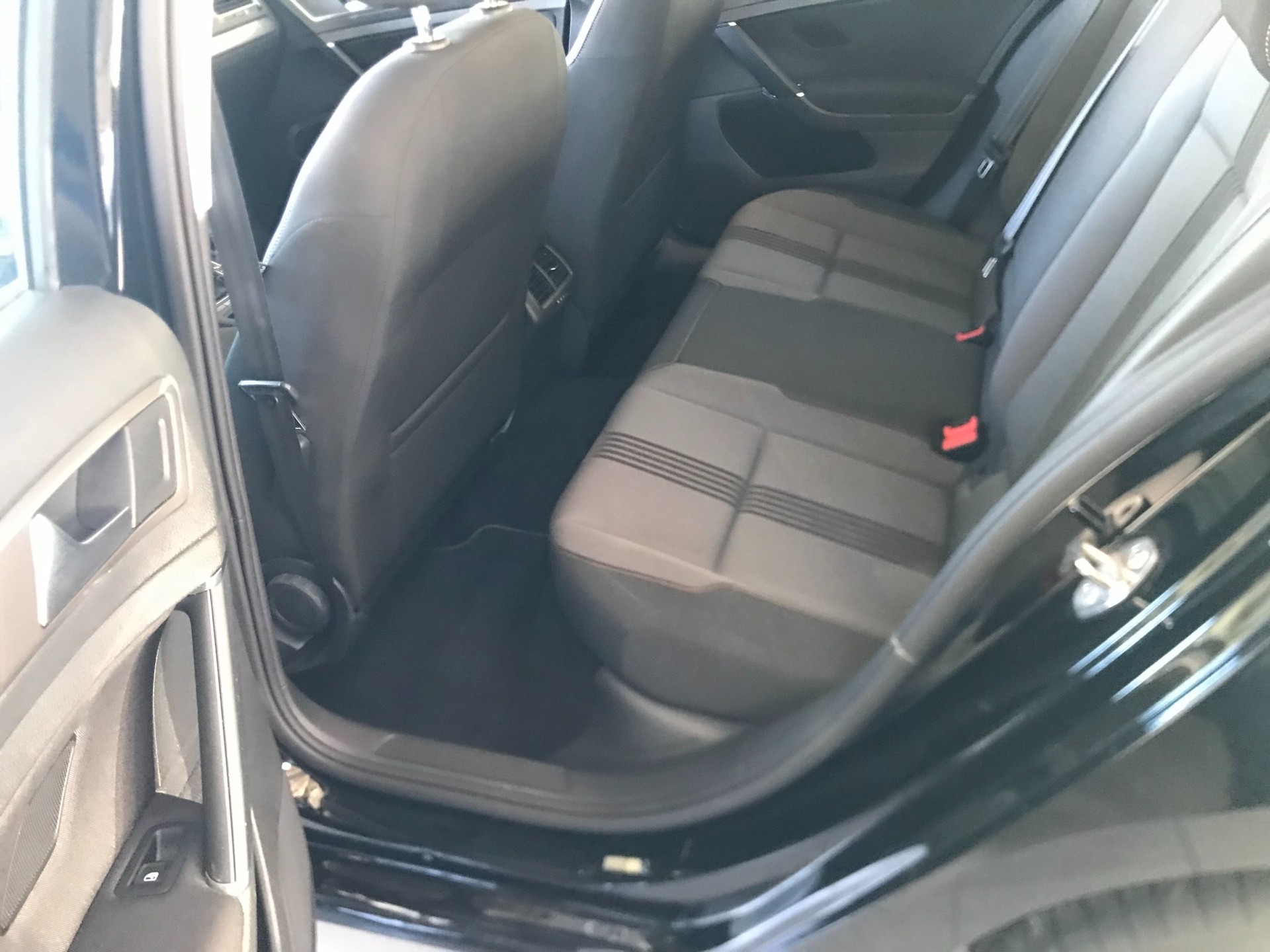 VW Golf 1.2 TSI Allstar DSG-image-13
