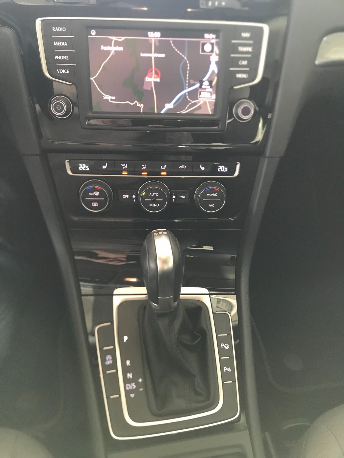 VW Golf 1.2 TSI Allstar DSG-image-9