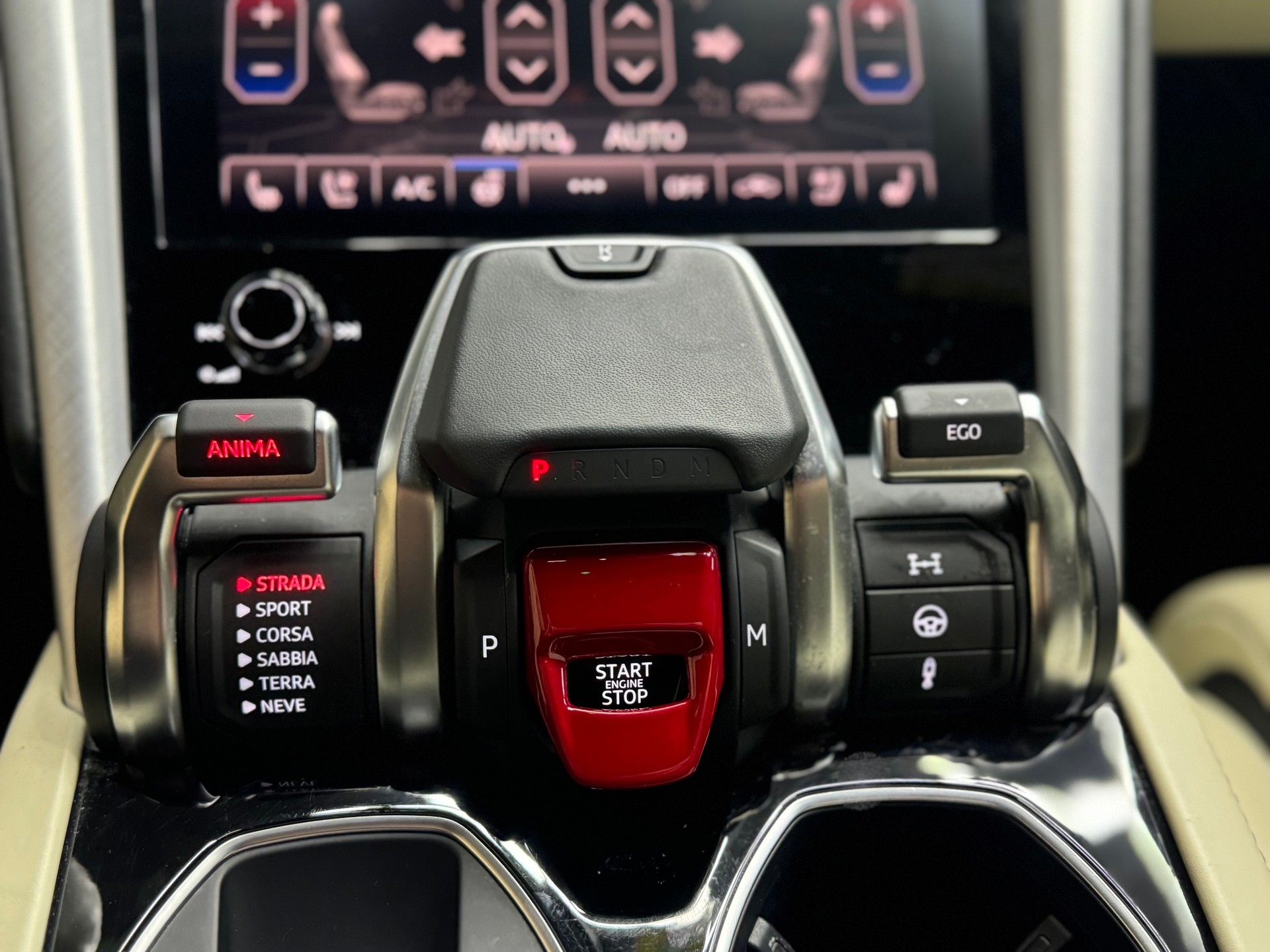 LAMBORGHINI Urus E-Gear-image-11