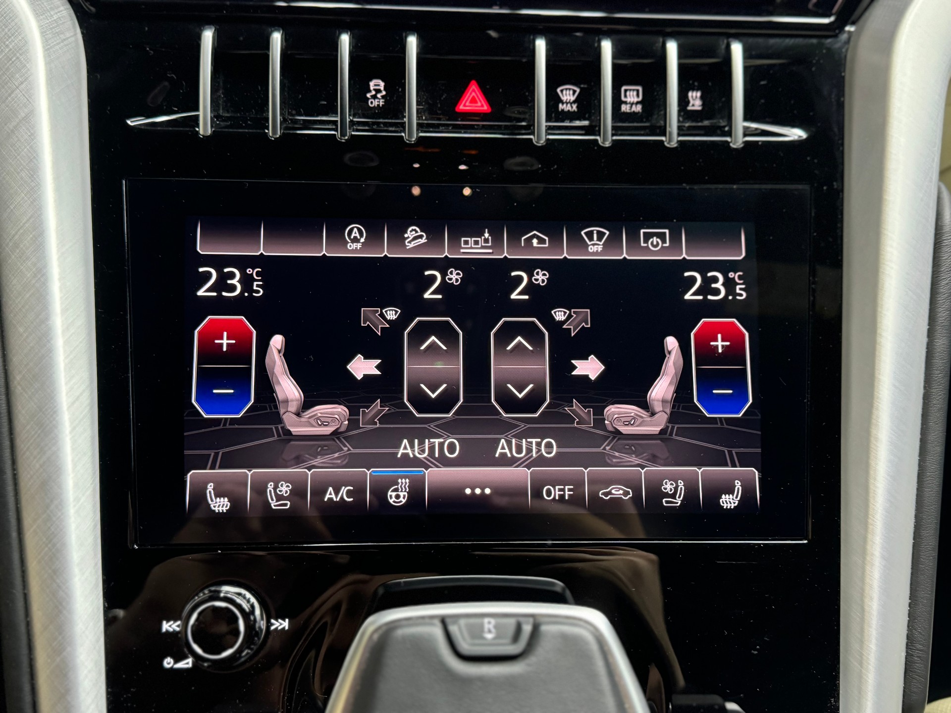LAMBORGHINI Urus E-Gear-image-10