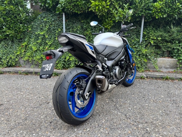 SUZUKI GSX-S 1000-image-4