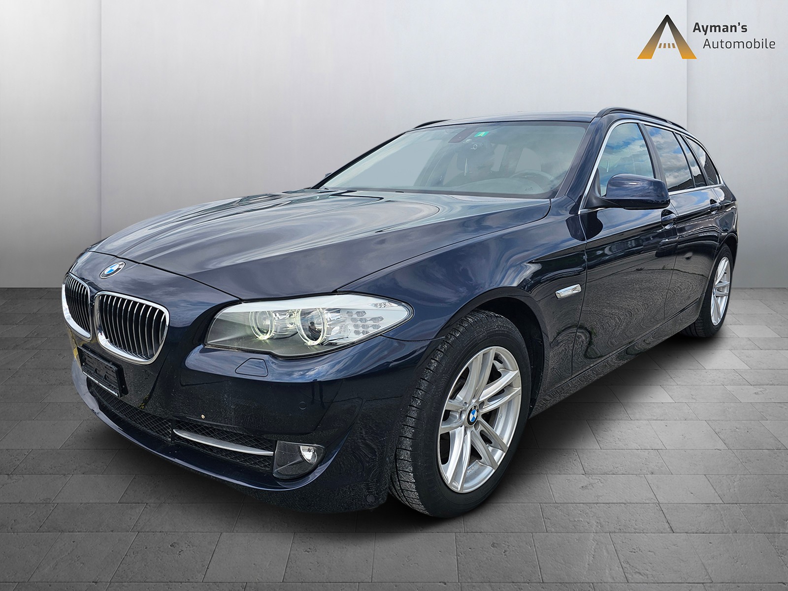 BMW 528i xDrive Touring Steptronic